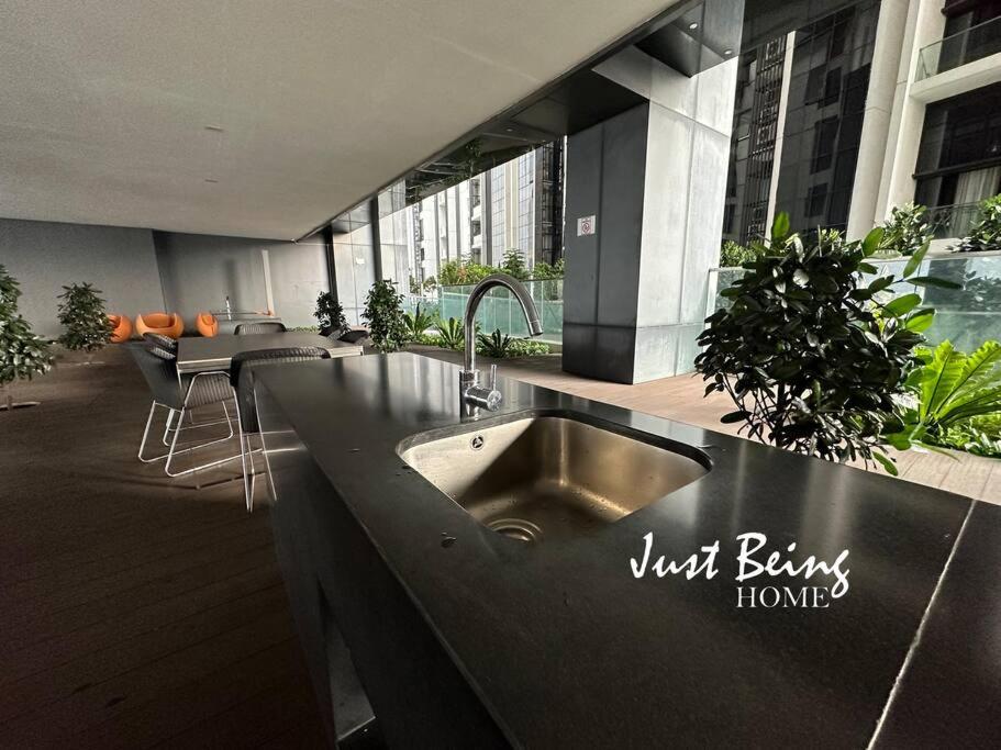 Just Being Home 5pax 1BR/1BA 1Queen/1Single/1Sofa