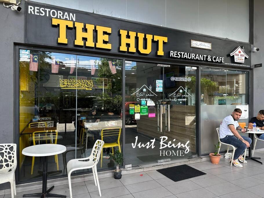Just Being Home 5pax 1BR/1BA 1Queen/1Single/1Sofa