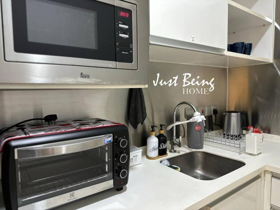 Just Being Home 5pax 1BR/1BA 1Queen/1Single/1Sofa