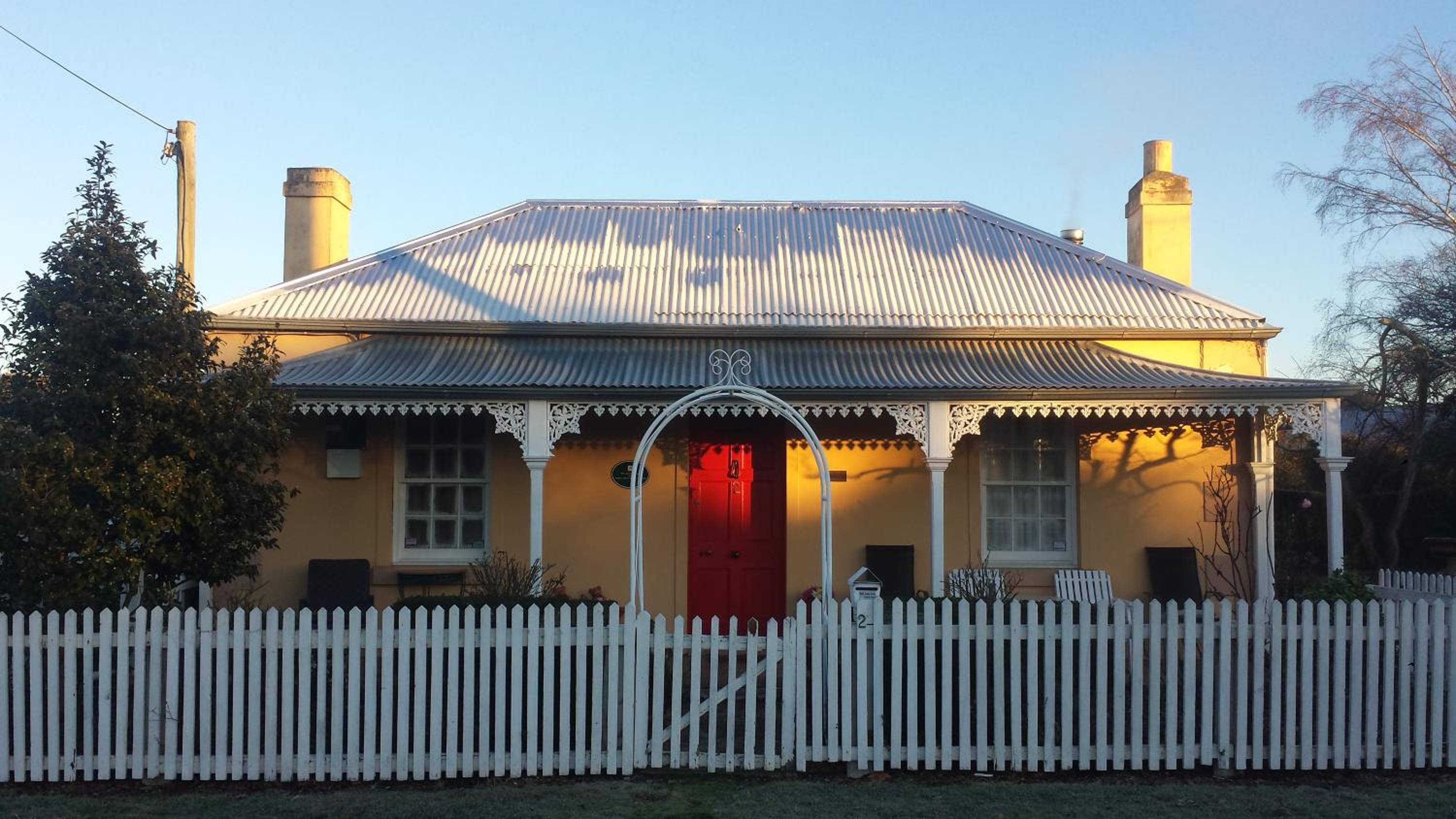 Bellamona Cottage Longford