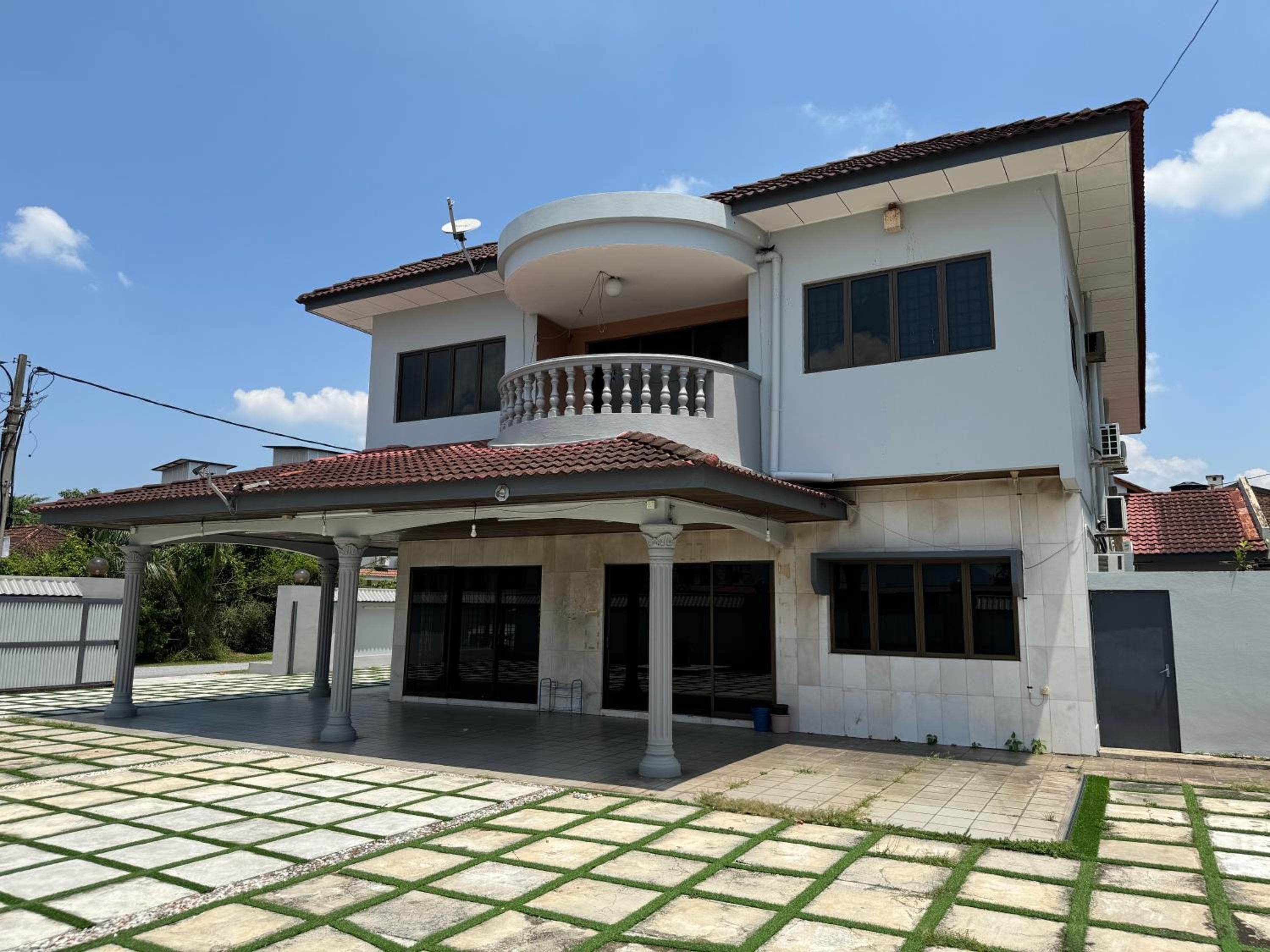 Happy Homestay
