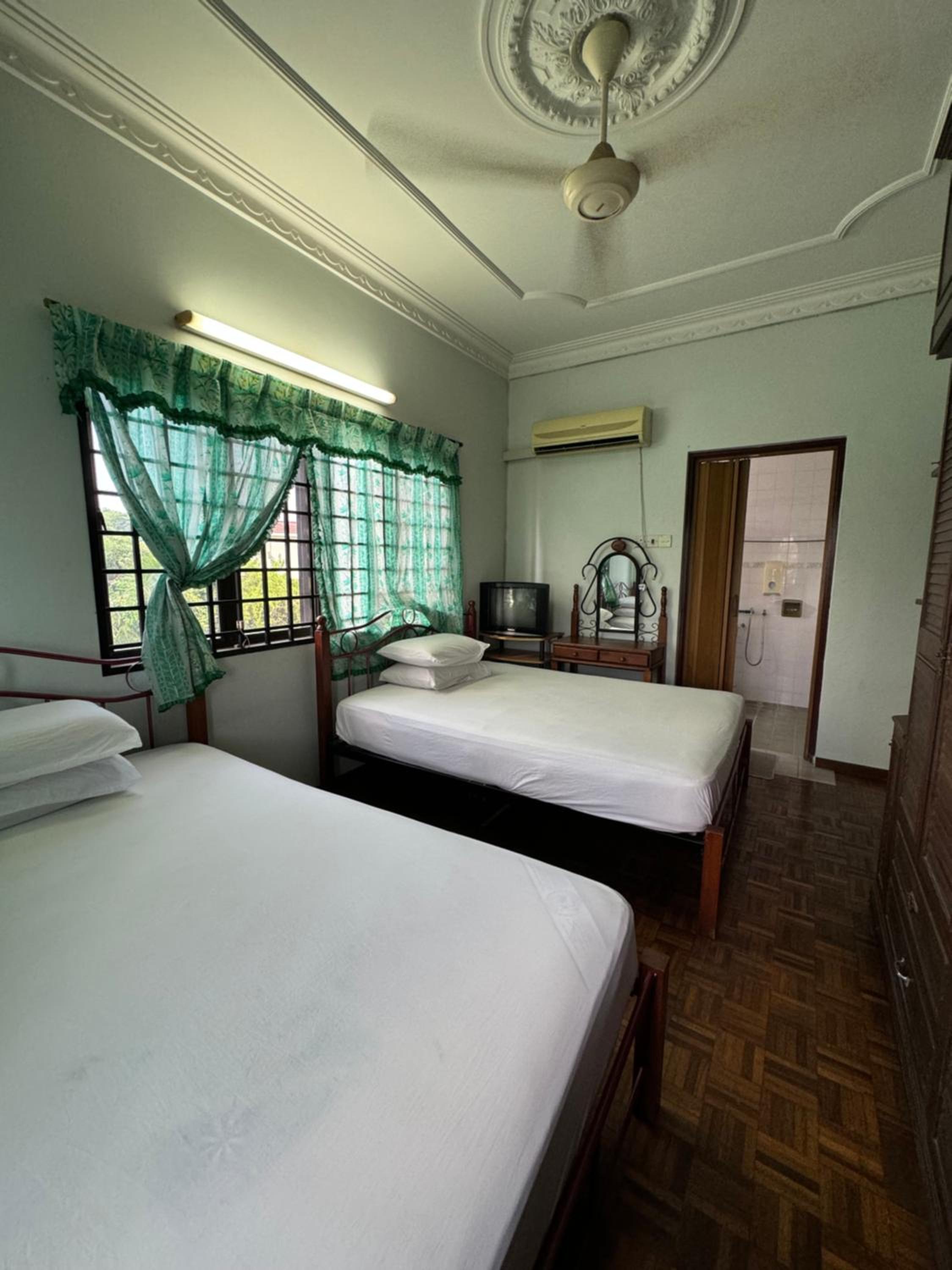 Happy Homestay