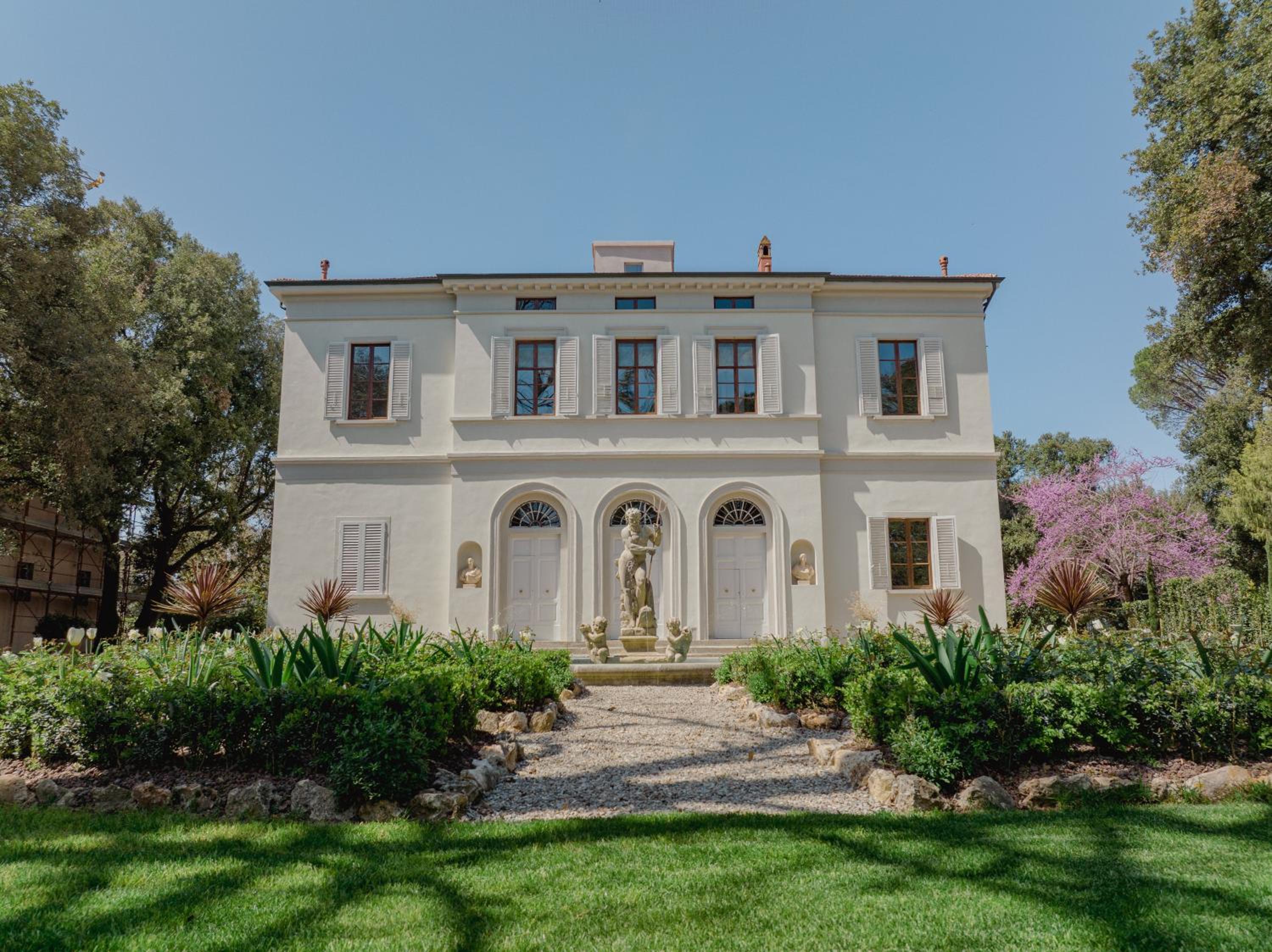 Villa Cosmiana Wine Estate view 3