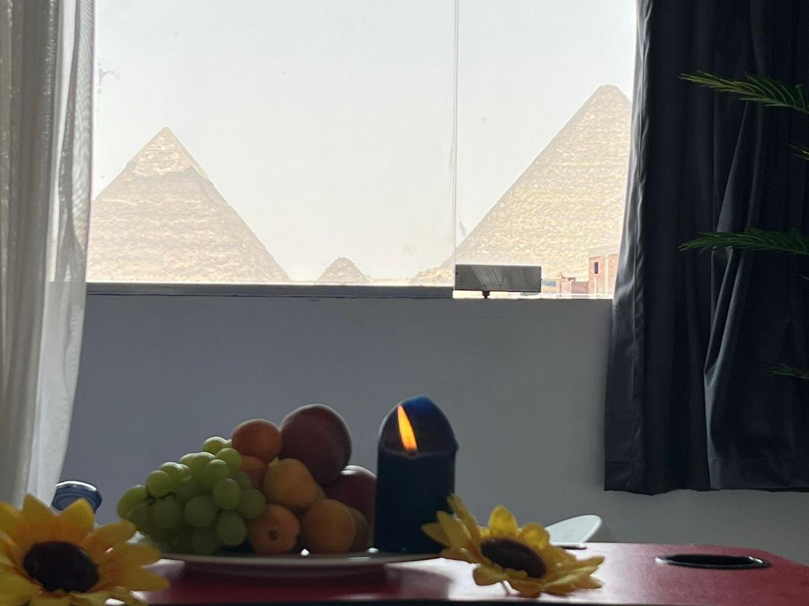 Pharaoh jacuzzi pyramids view