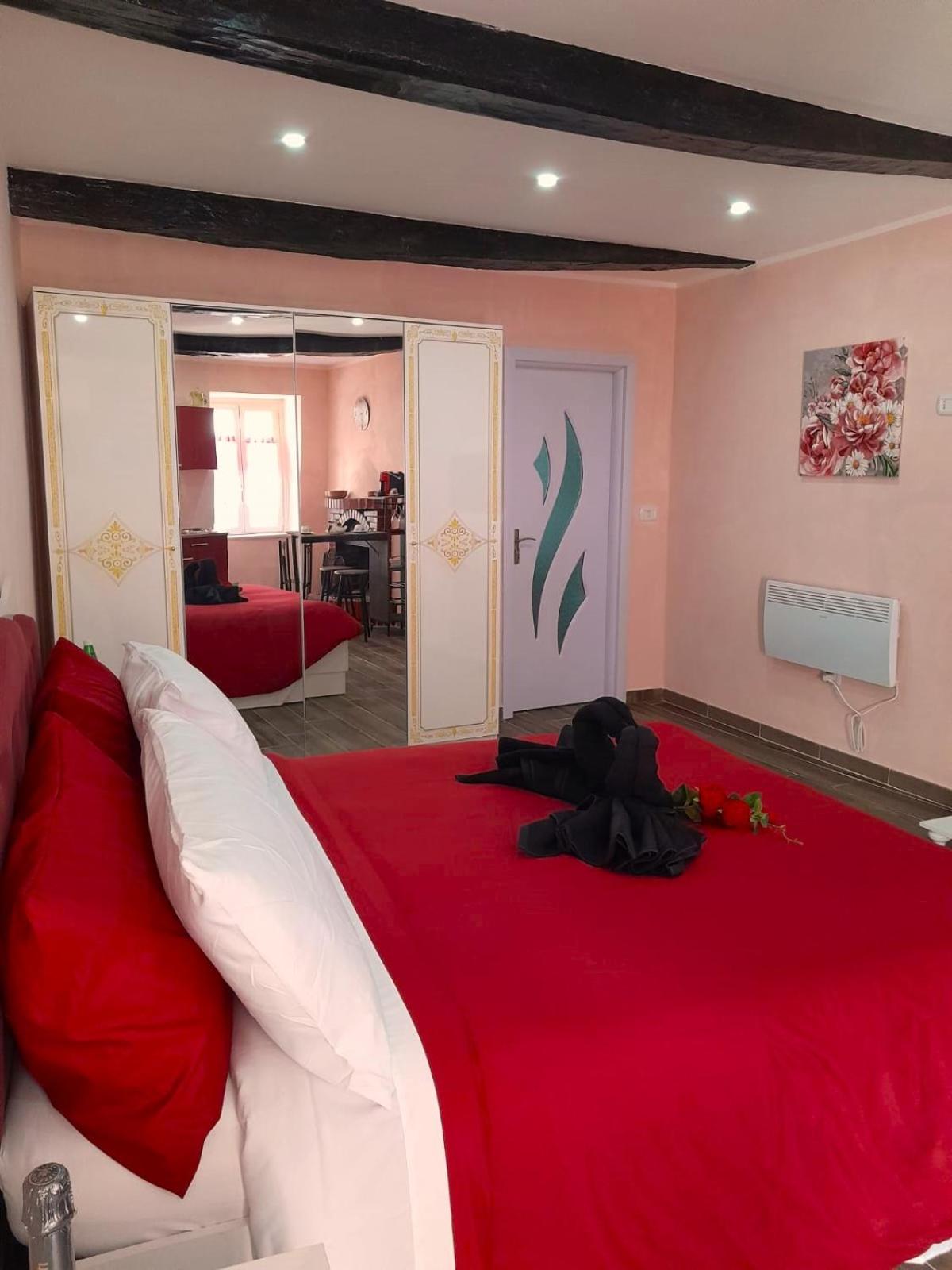 IL NIDO Suite en Fiuggi — bedroom