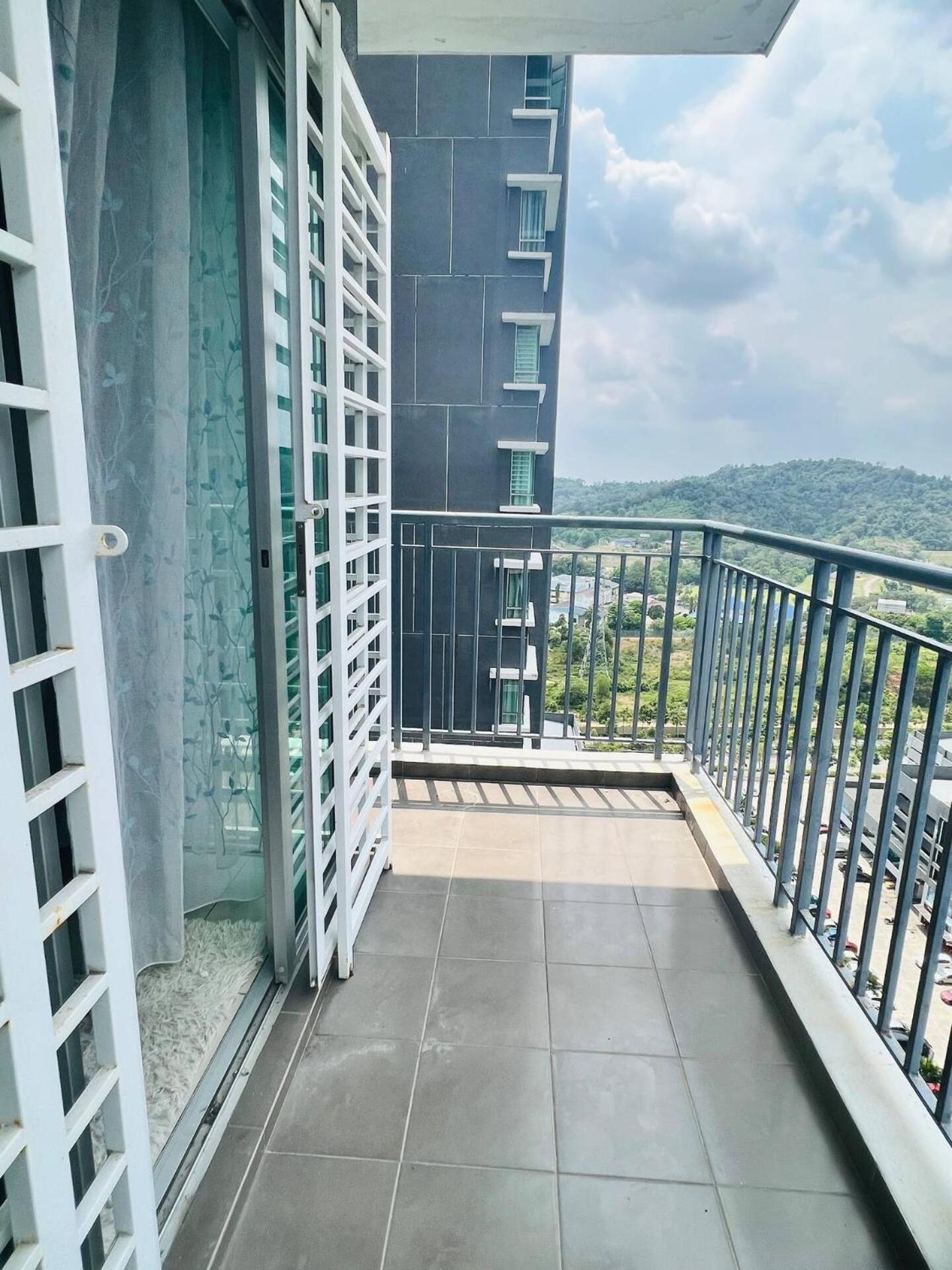 Gg’s Stay@Savanna Executive Suites,Southville City photo 4