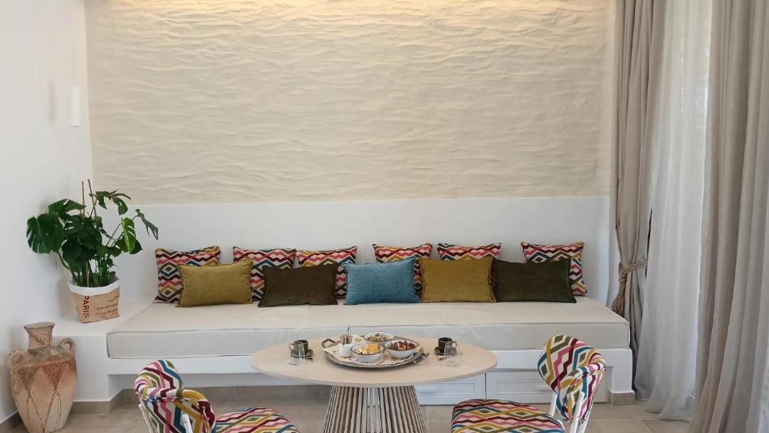 Orelia Luxury Villas