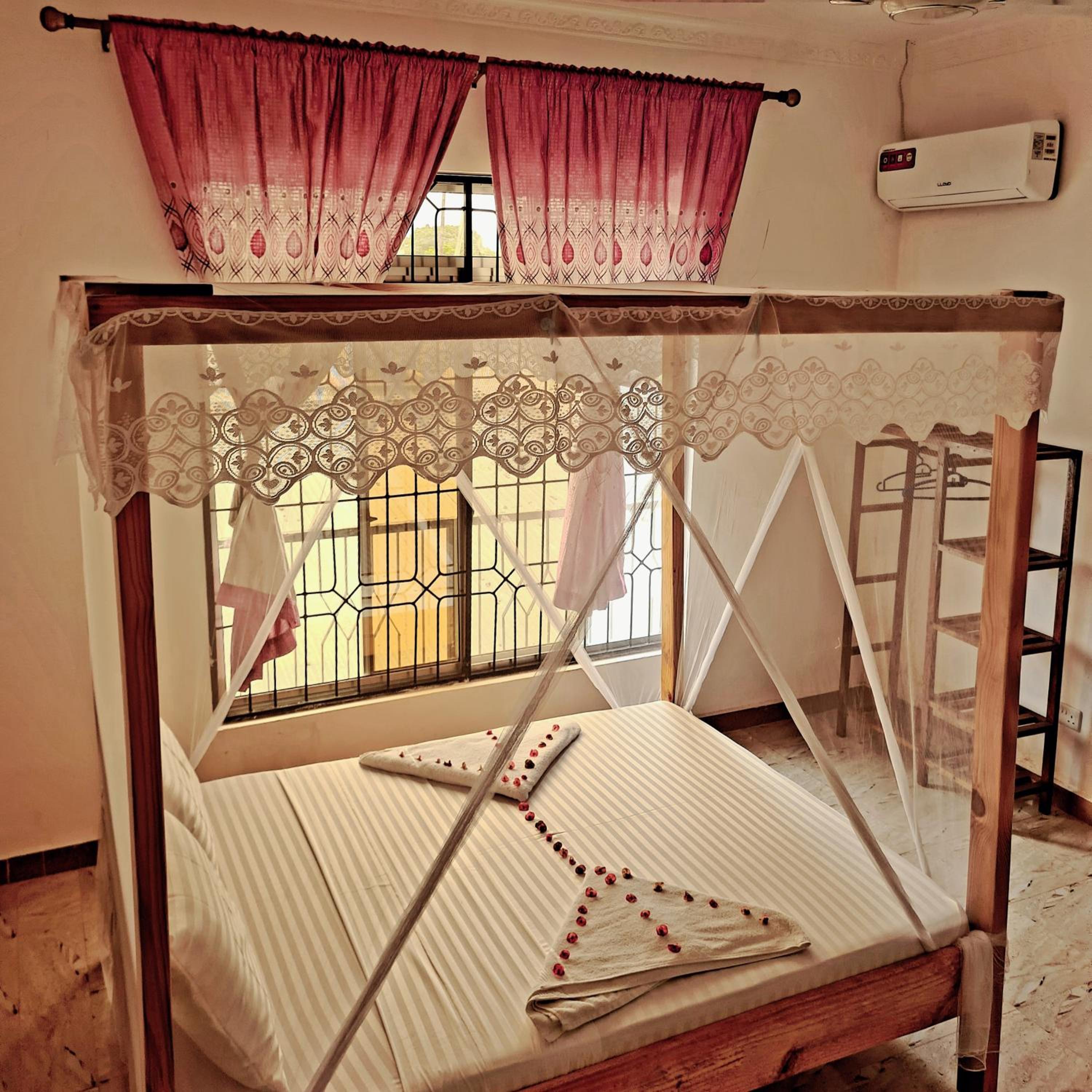 Raha house