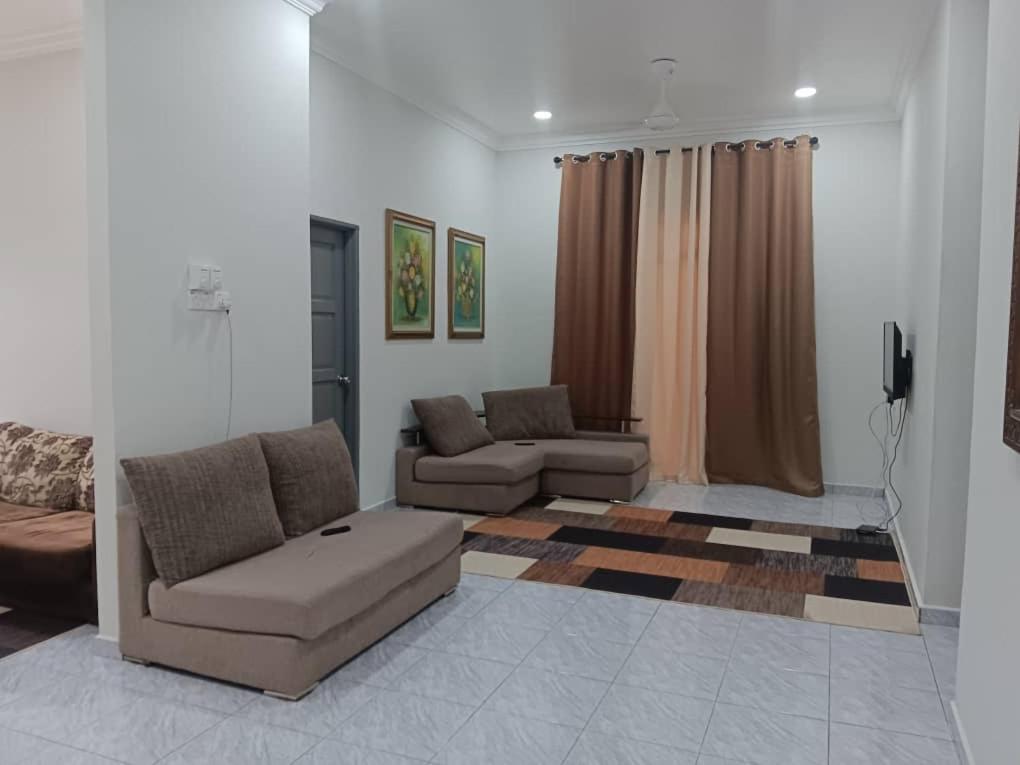 Barokah Homestay Kijal photo 6