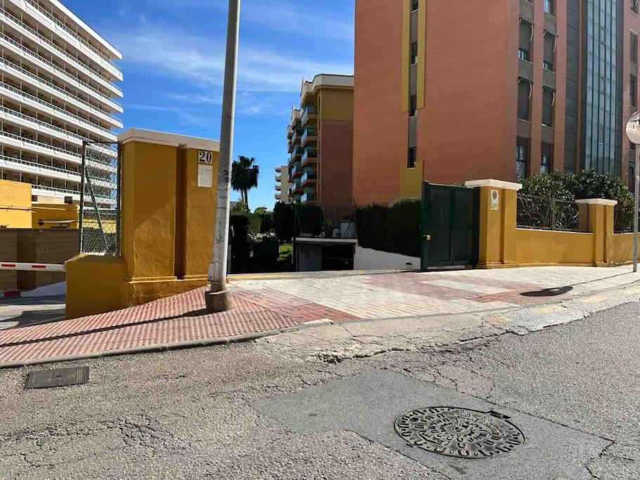 Apartamento equipado Bajondillo playa-piscina 2HAB