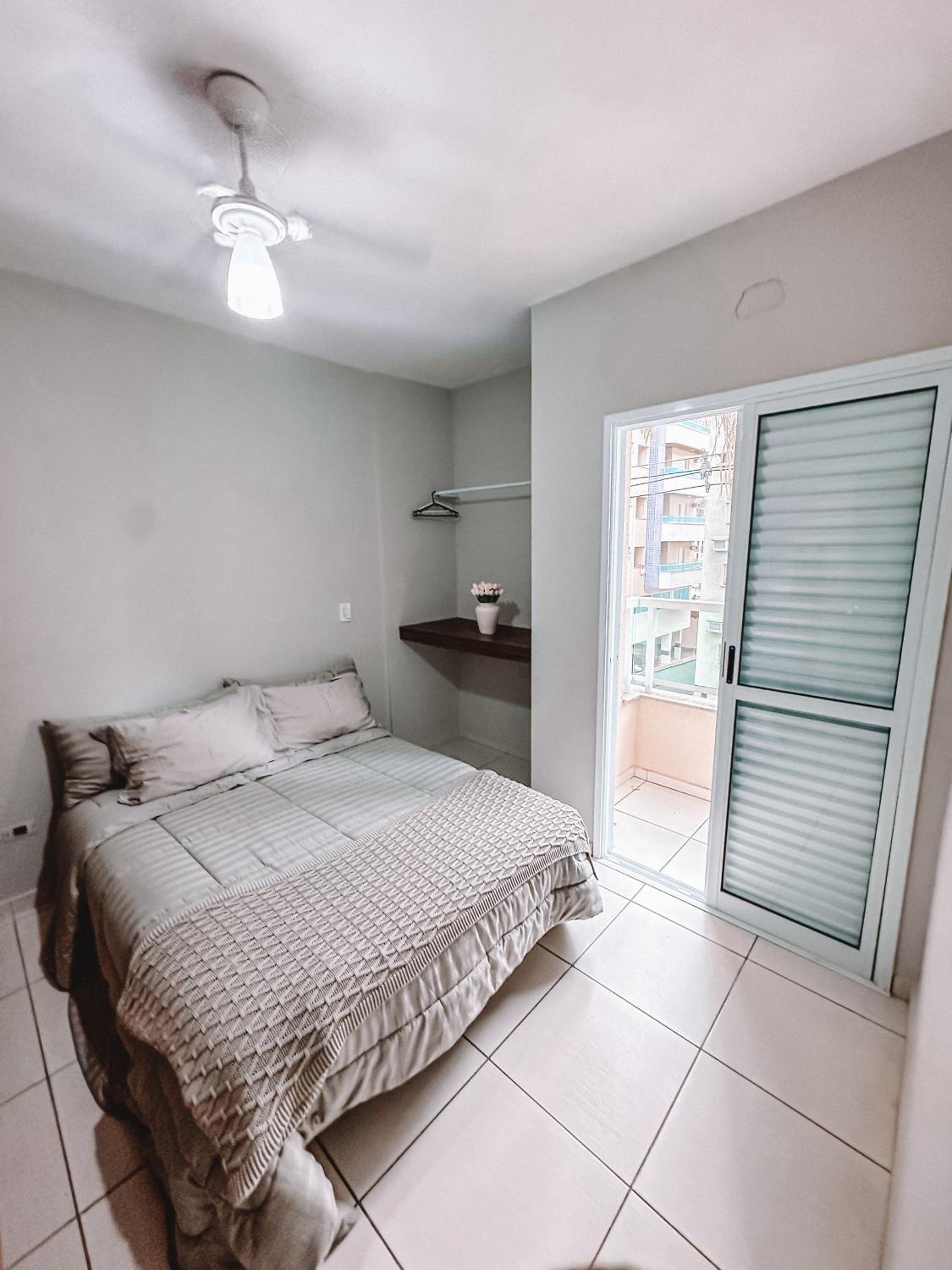Apartamento MAHALO 50m Praia Grande - UBATUBA