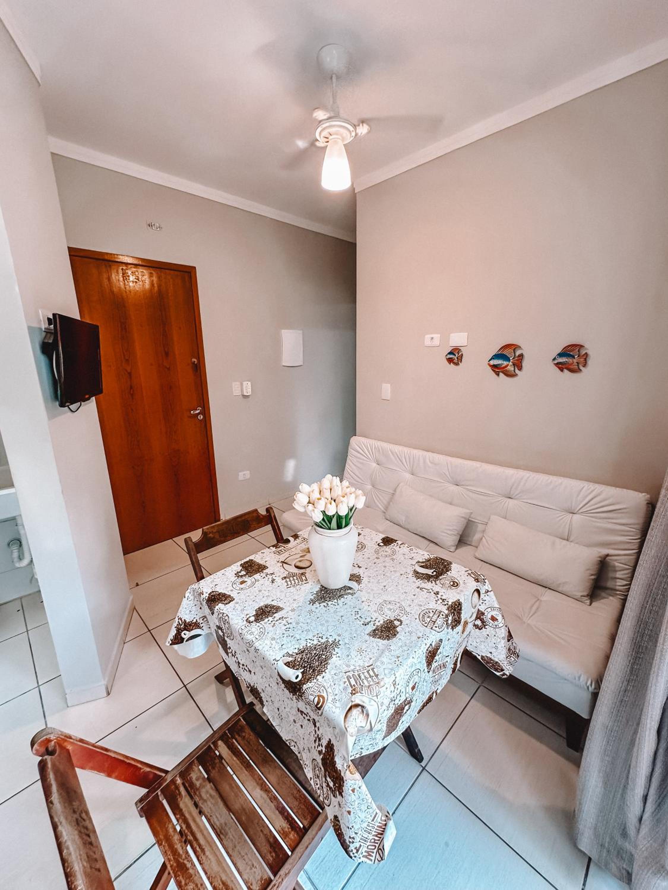 Apartamento MAHALO 50m Praia Grande - UBATUBA