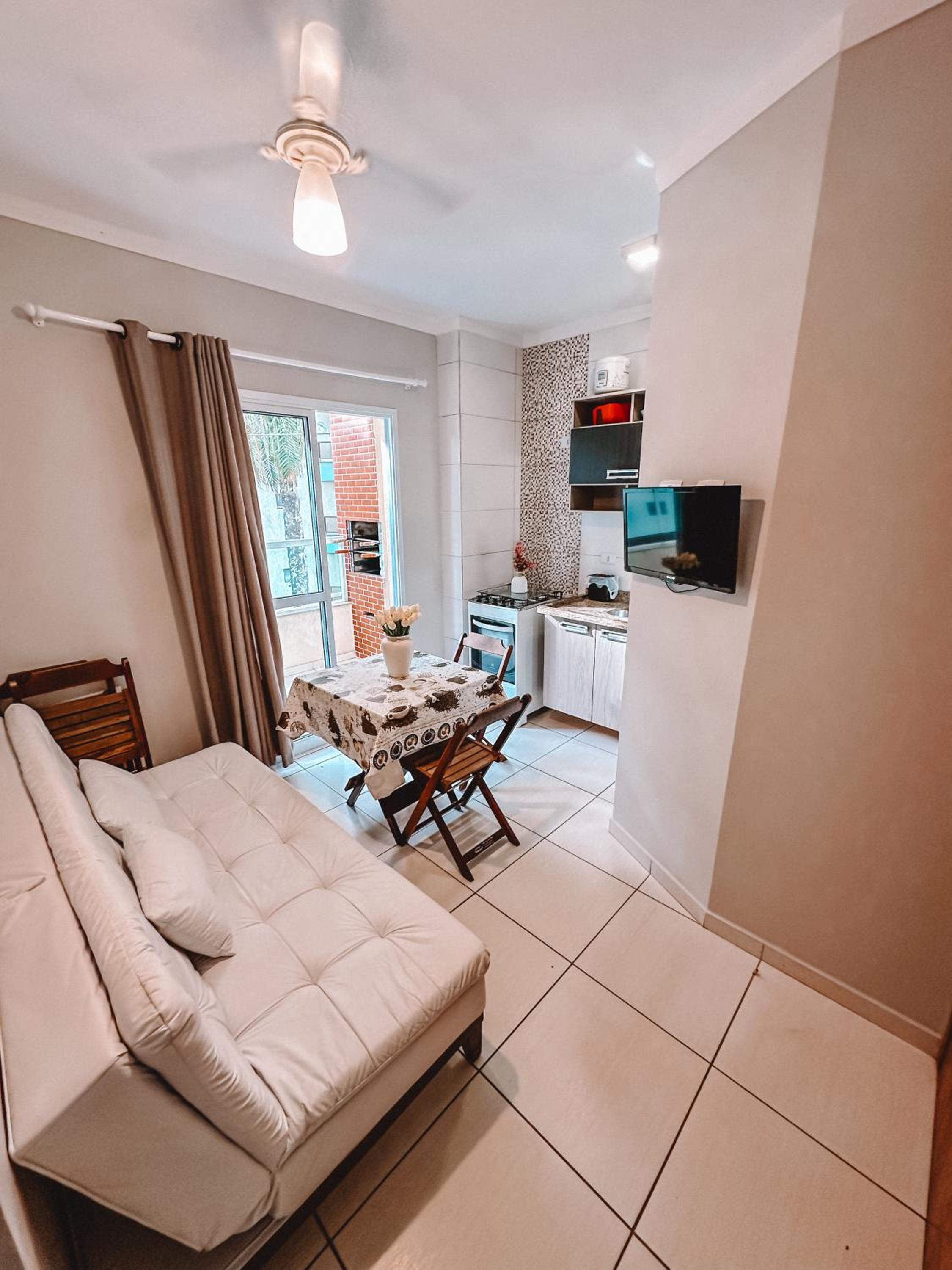Apartamento MAHALO 50m Praia Grande - UBATUBA