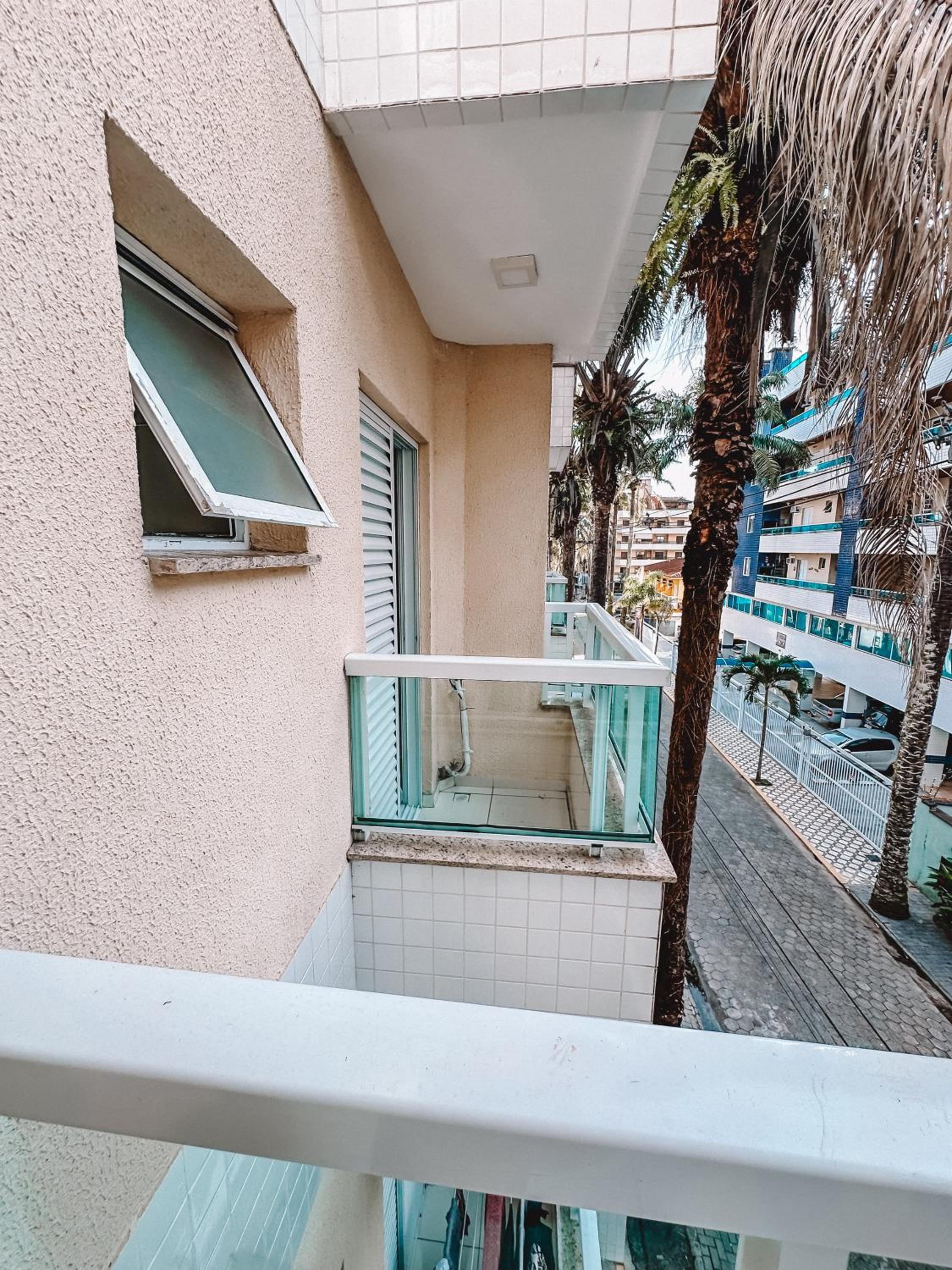 Apartamento MAHALO 50m Praia Grande - UBATUBA