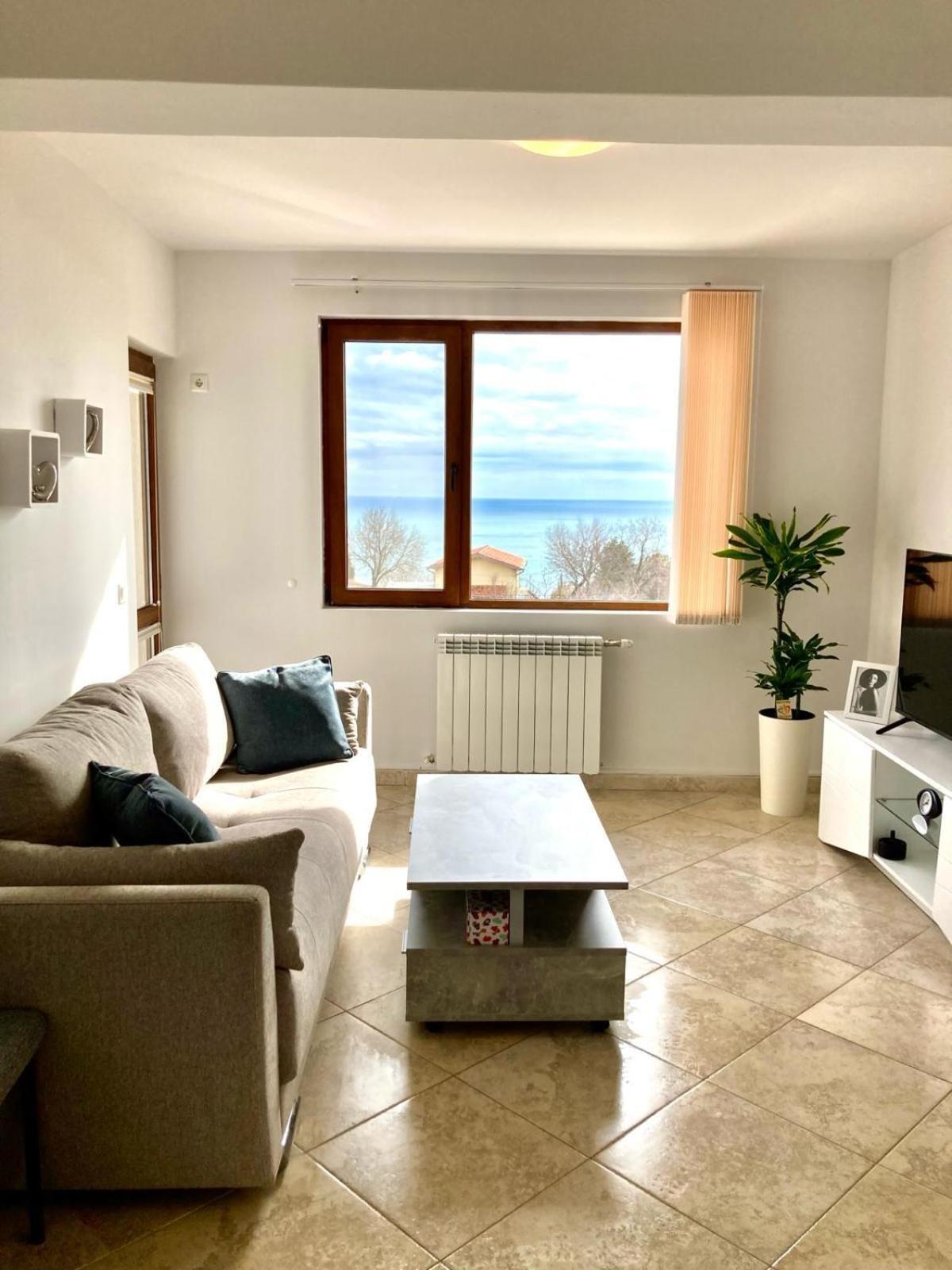 Panorama Pearl Sea View
