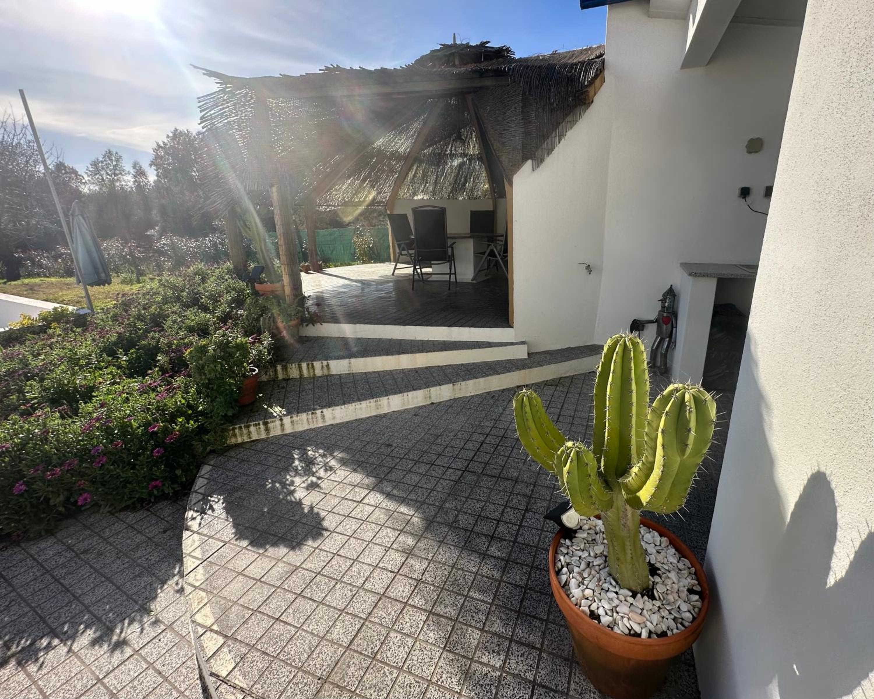 Villa Azul, Graça Portugal