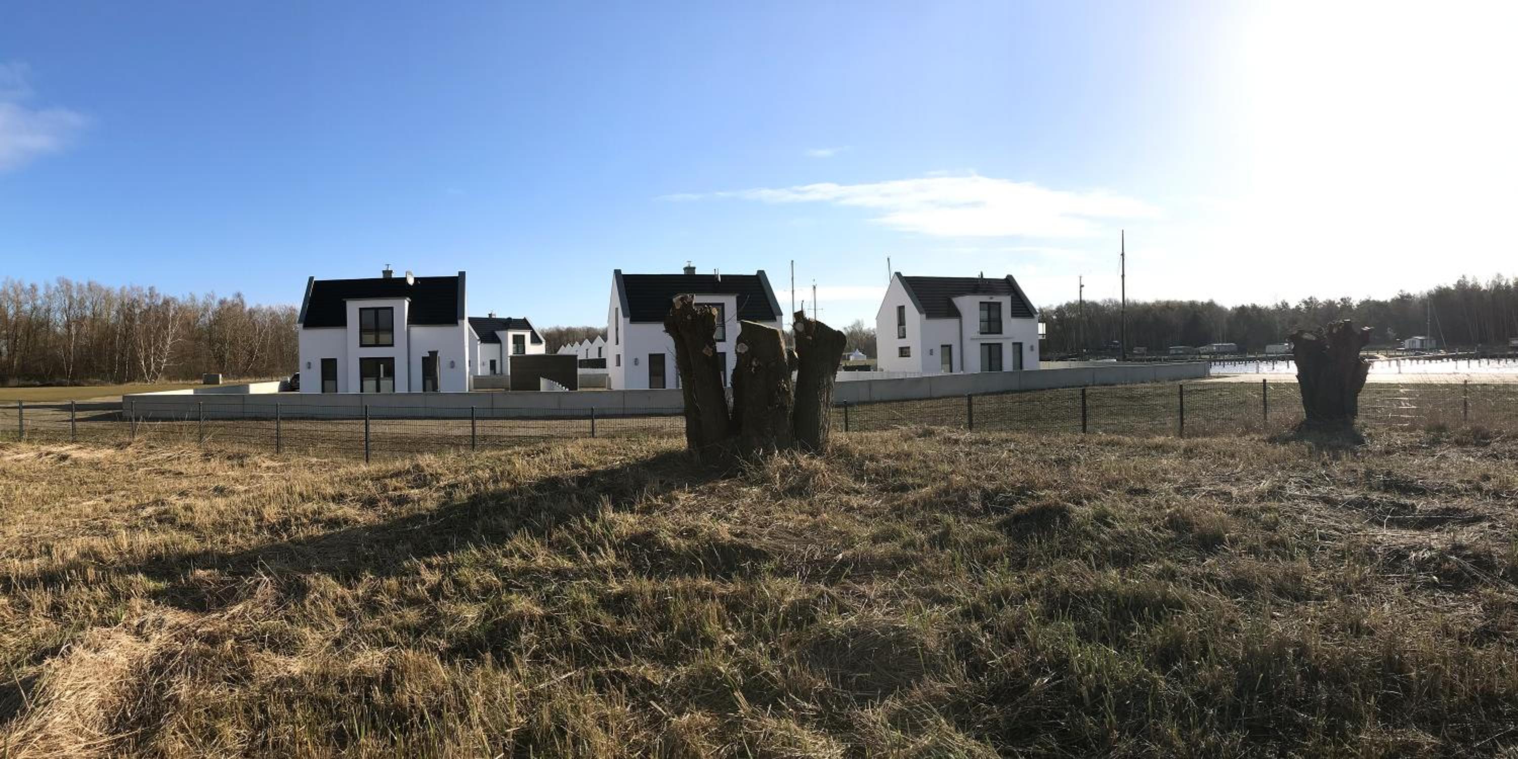 Exklusives FERIENHAUS im Yachthafen Peenemünde - mit Seeblick