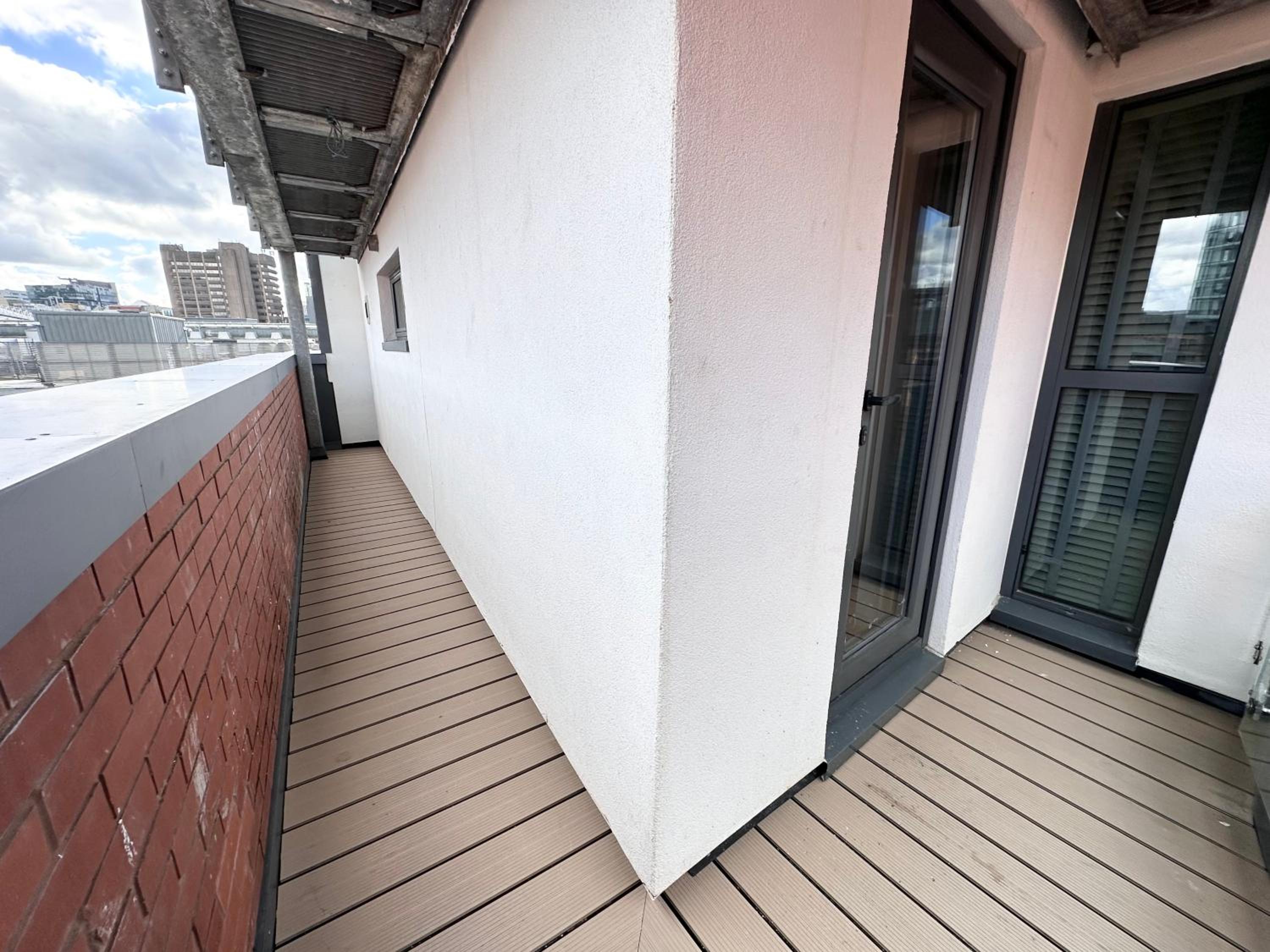 Cosy City Centre Location, Hydro Massage Showe view 2