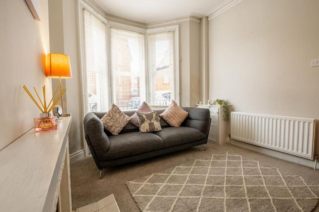 Timeless Charm Meets Modern Living in Belfast view 3