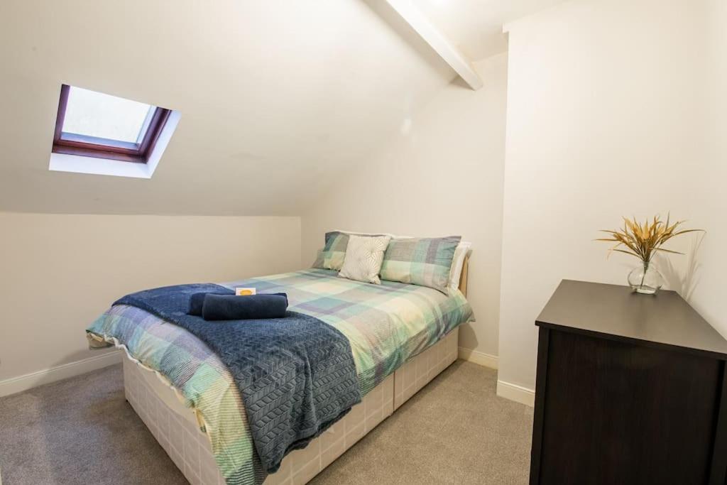 Timeless Charm Meets Modern Living in Belfast view 4