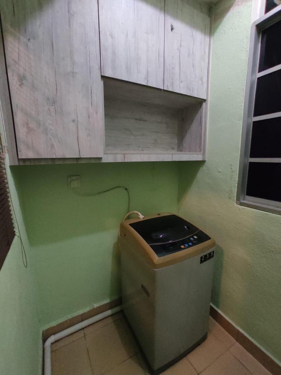 Acuk Stay - Seri Maya Condo Homestay