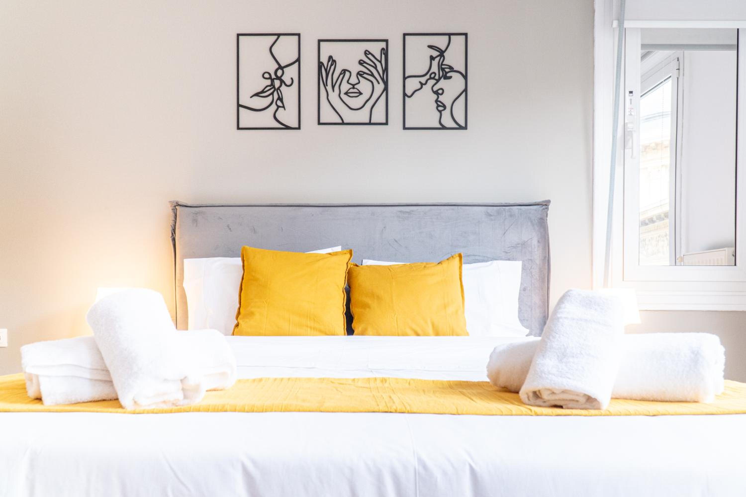 Syntagma square, 100sqm Luxurious family apt