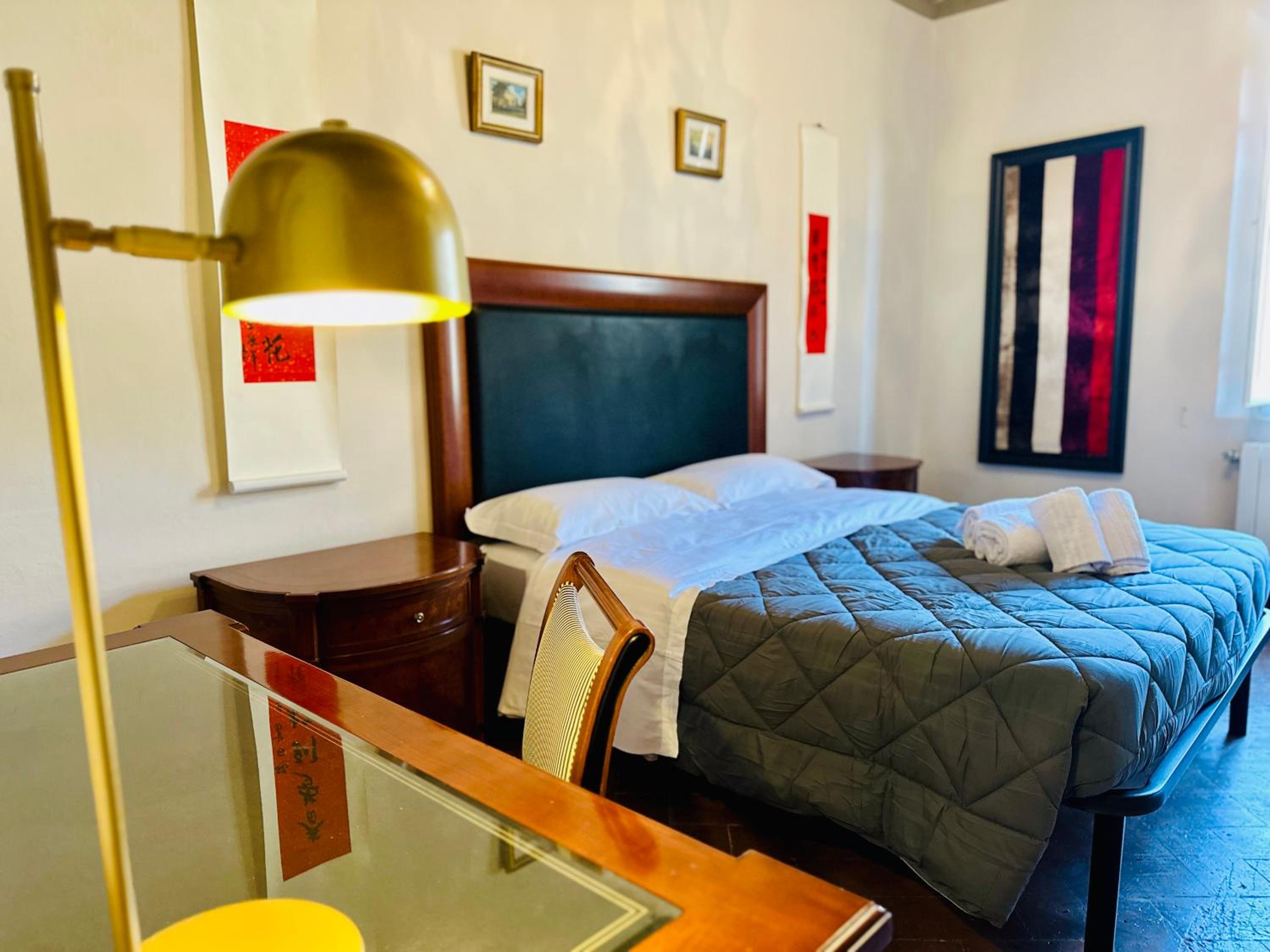 Domus An- Two Bedrooms Apartment -Antique and Historical Home view 4