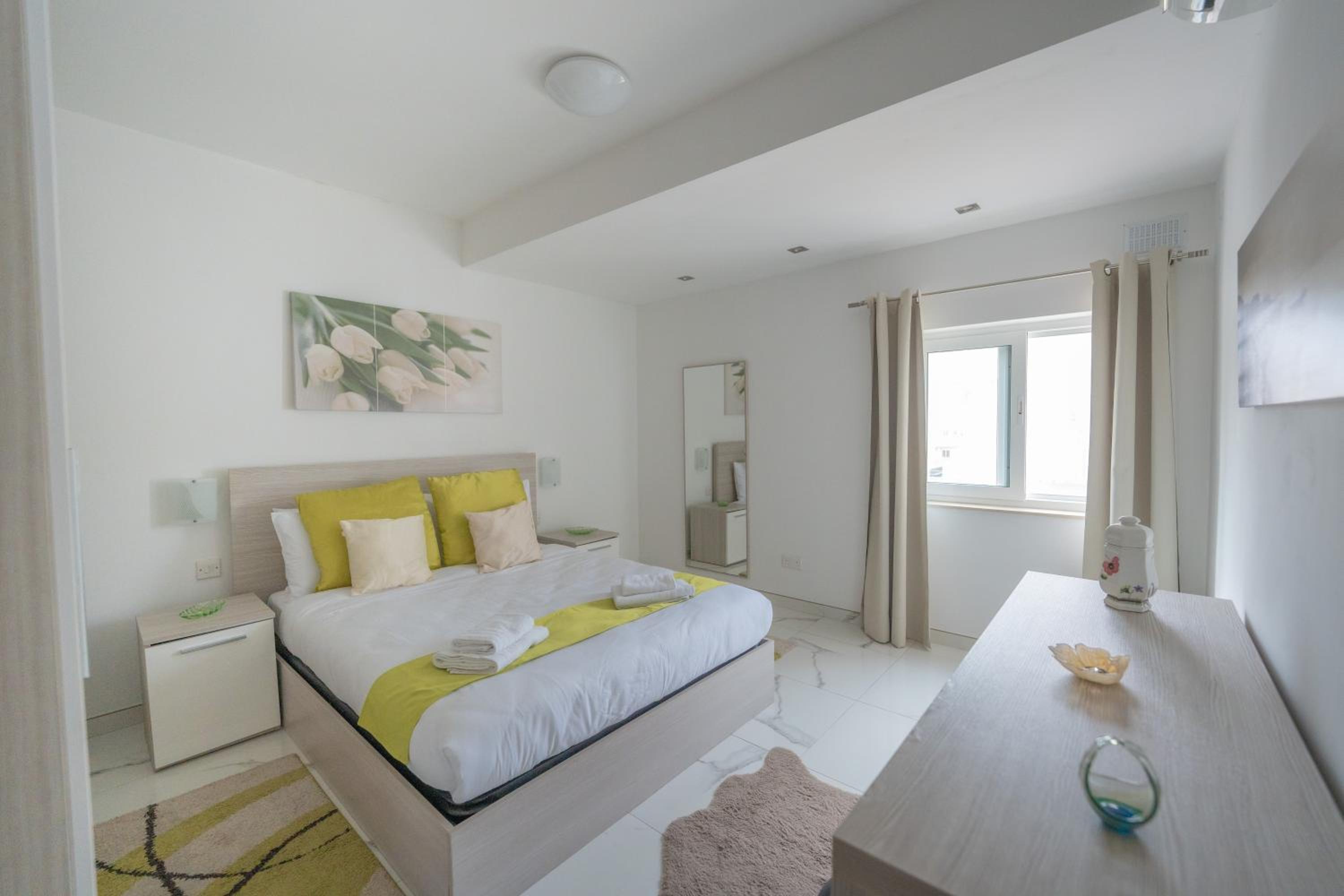 Stylish, Modern & Spacious 1BR Apartment close to Salina Bay - Bugibba photo 3