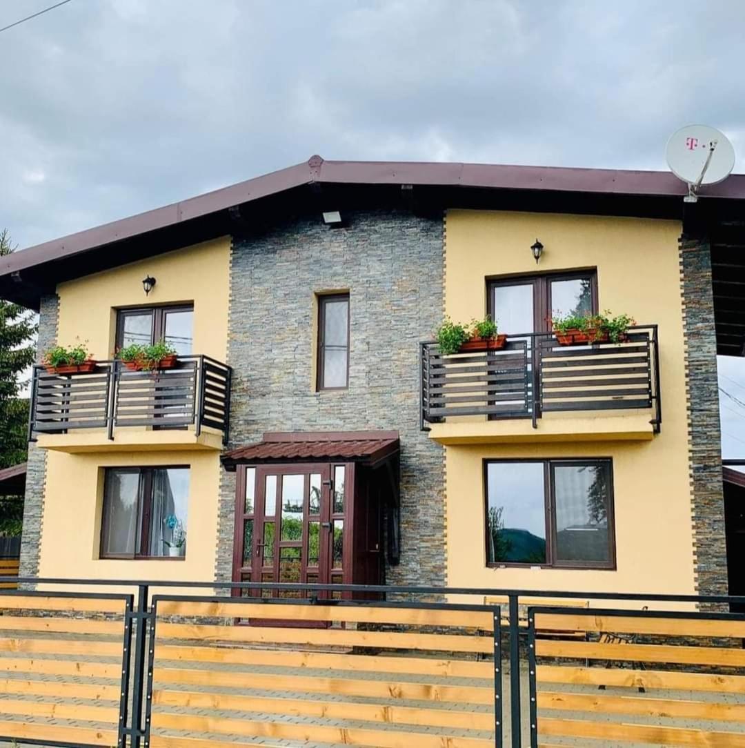 Villa Wild view 4