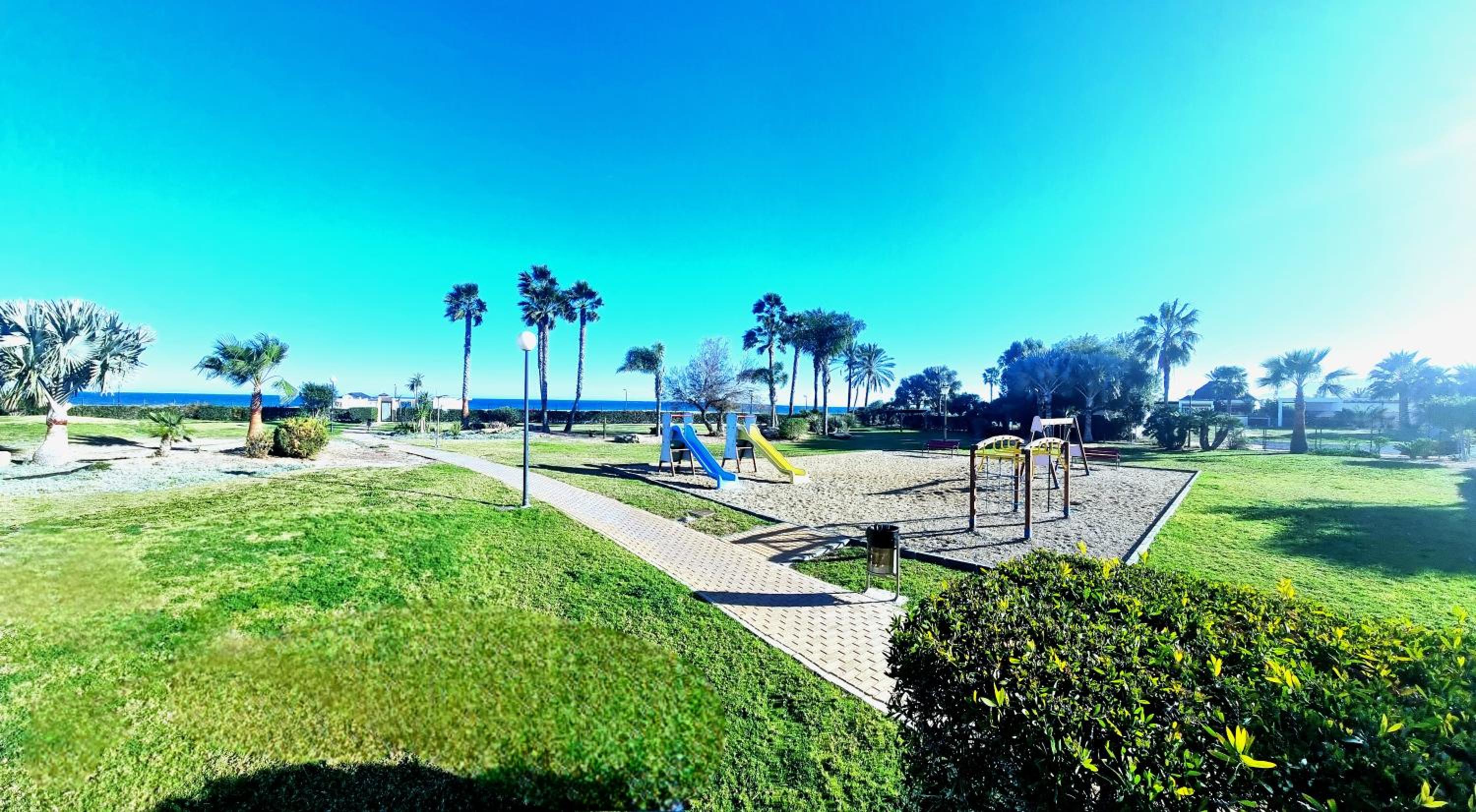 Apartamento 1 habitación con vistas al mar Jardines de Nuevo Vera view 3
