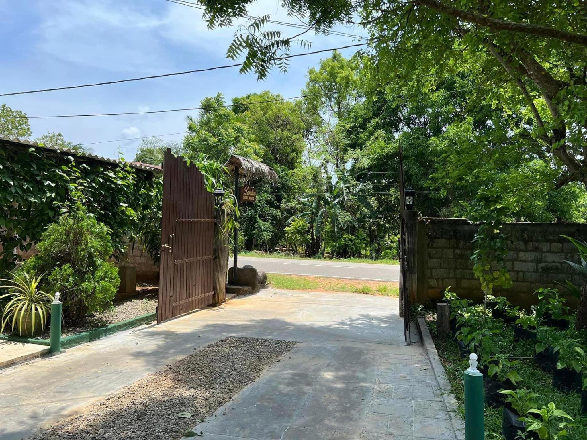 Sigiri Green village