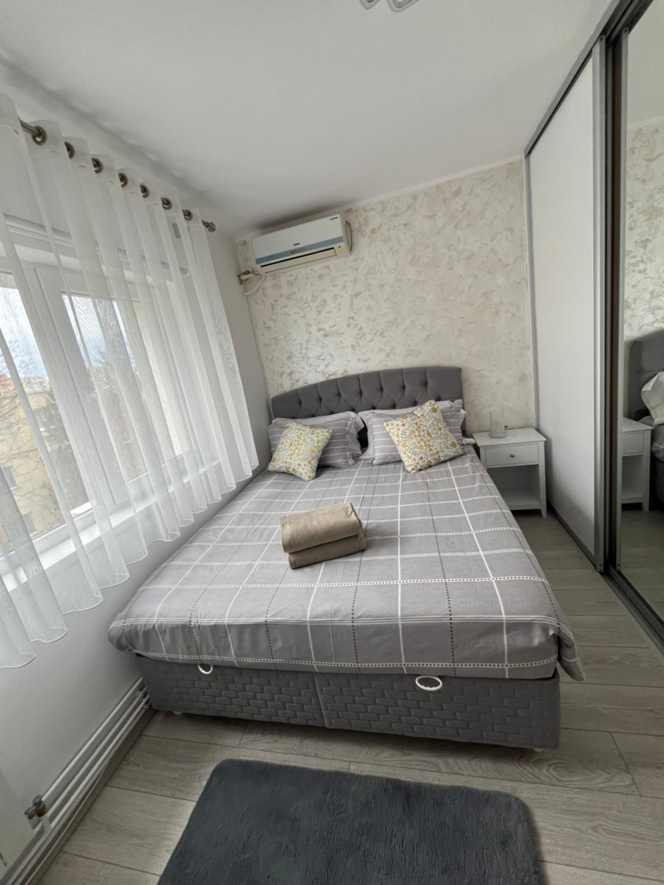 Chic Apartment