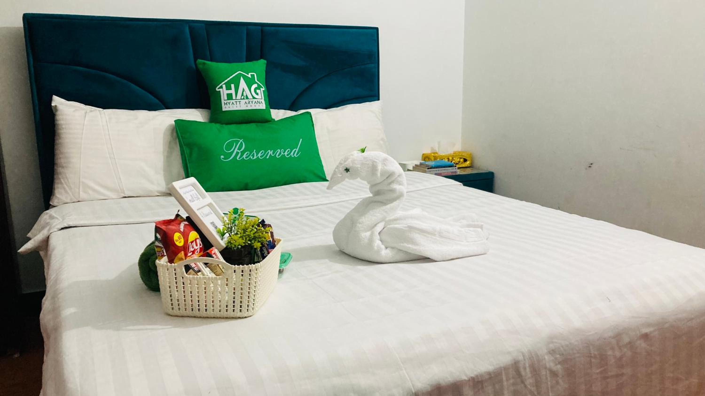 HYATT ARYANA Guesthouse 2