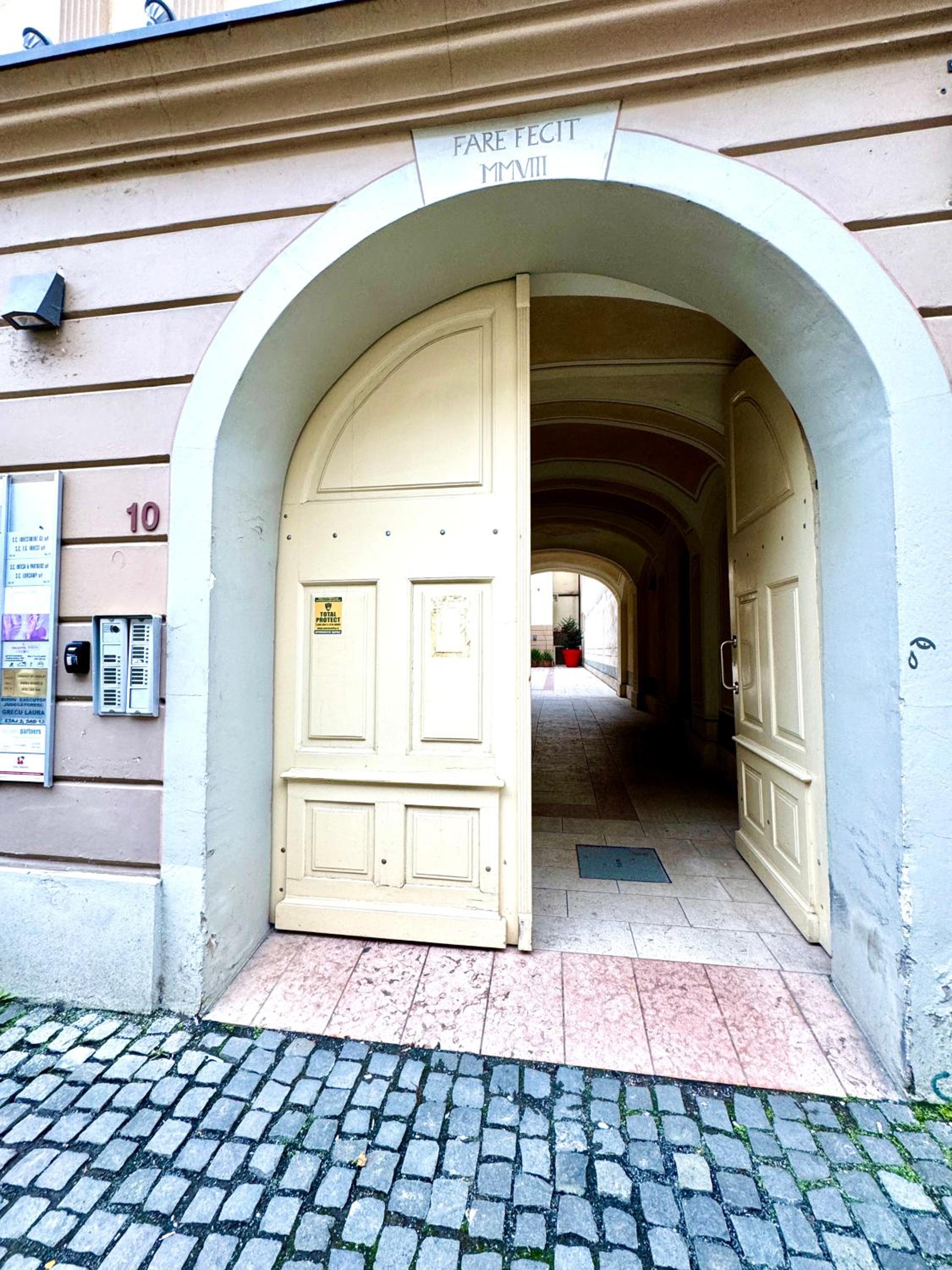 Photo 37