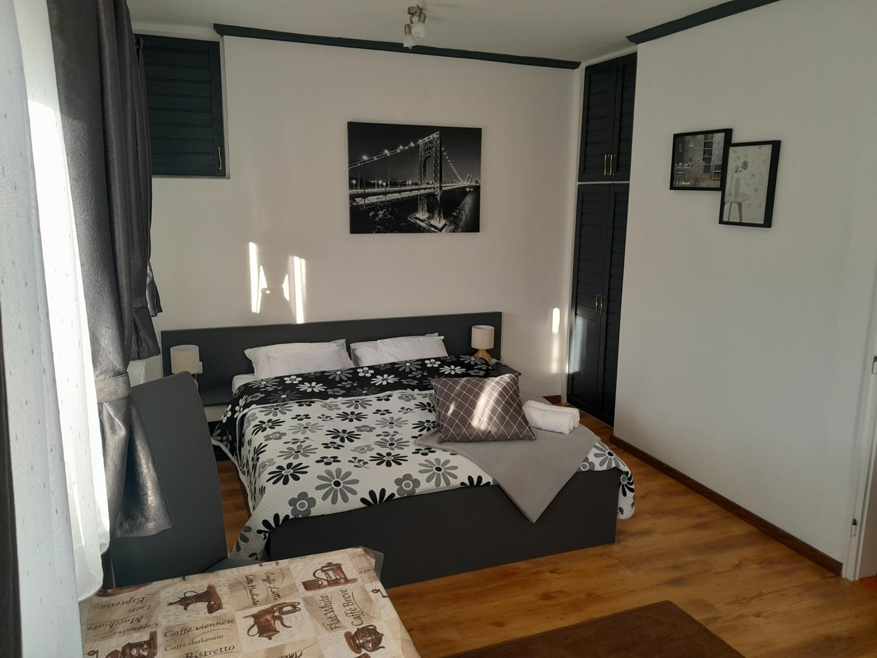 Nyírfa Apartmanház