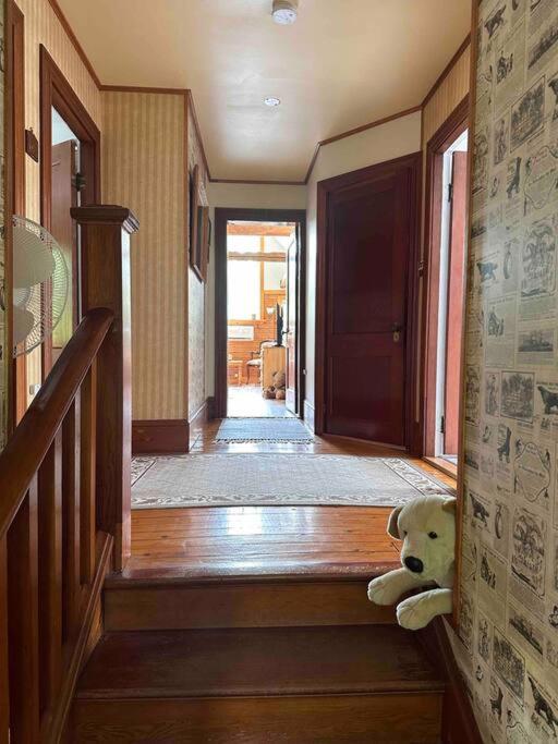 North River Lodge 4 bedrooms 3 baths home