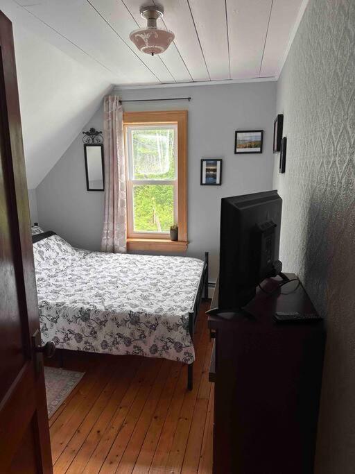 North River Lodge 4 bedrooms 3 baths home