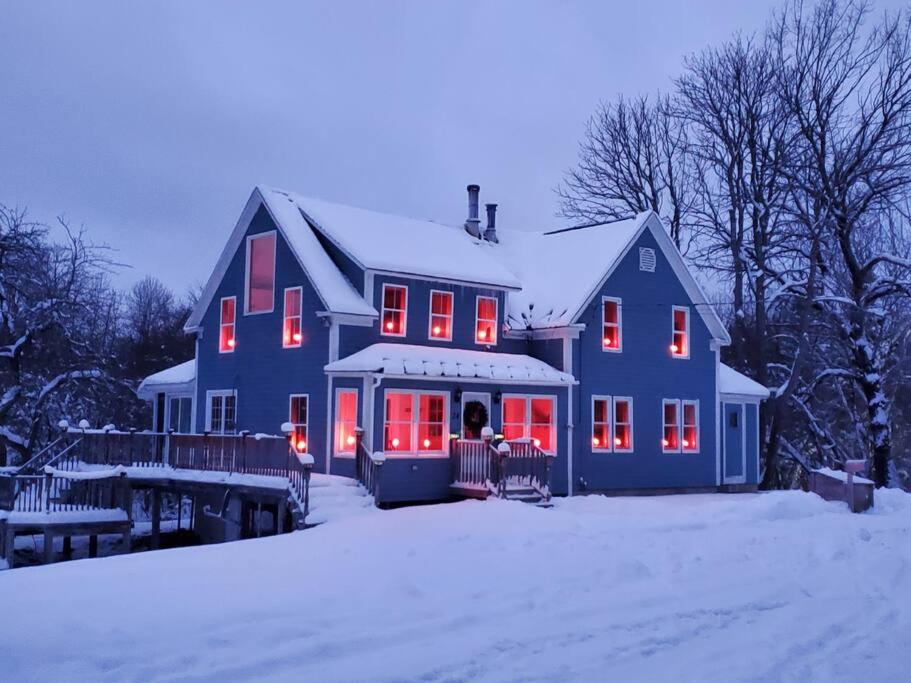 North River Lodge 4 bedrooms 3 baths home