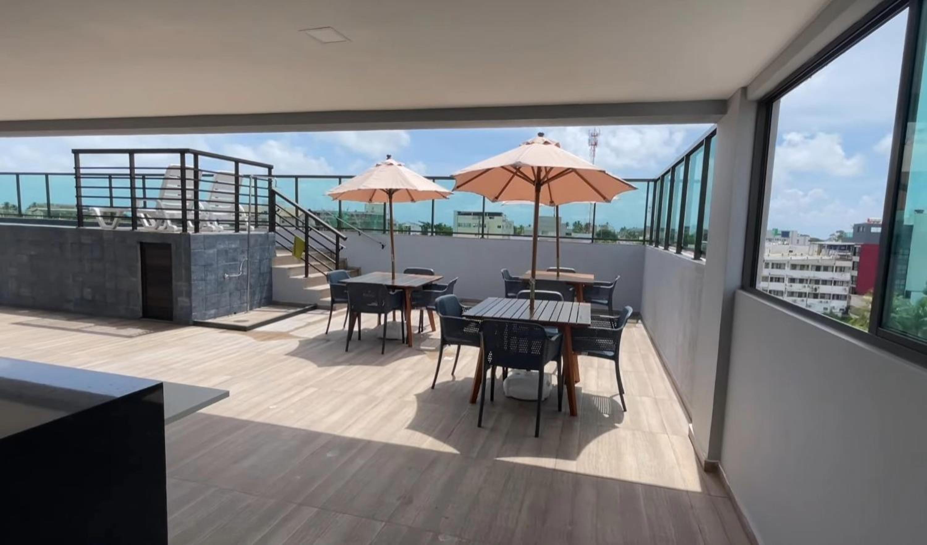 STUDIO DE LUXO - Avaliado com NOTA 10 - Qualidade, Conforto e Comodidade - Centrinho da Praia de Porto de Galinhas