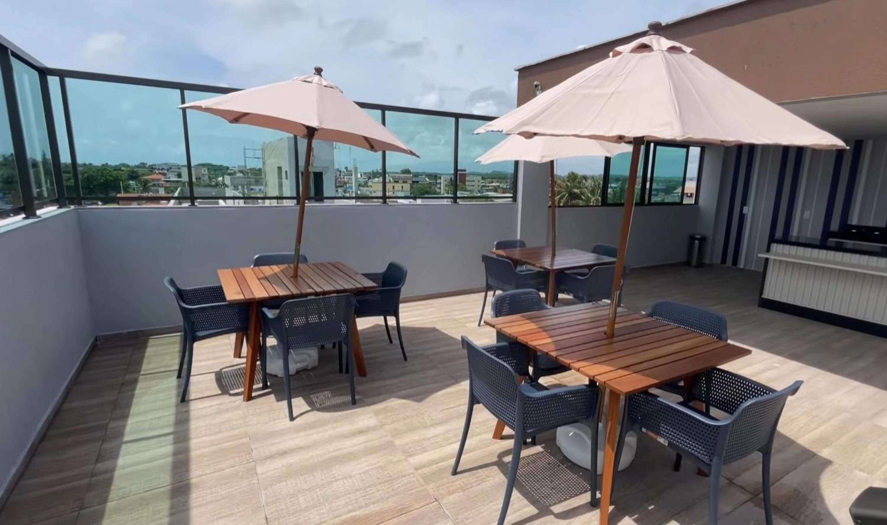 STUDIO DE LUXO - Avaliado com NOTA 10 - Qualidade, Conforto e Comodidade - Centrinho da Praia de Porto de Galinhas