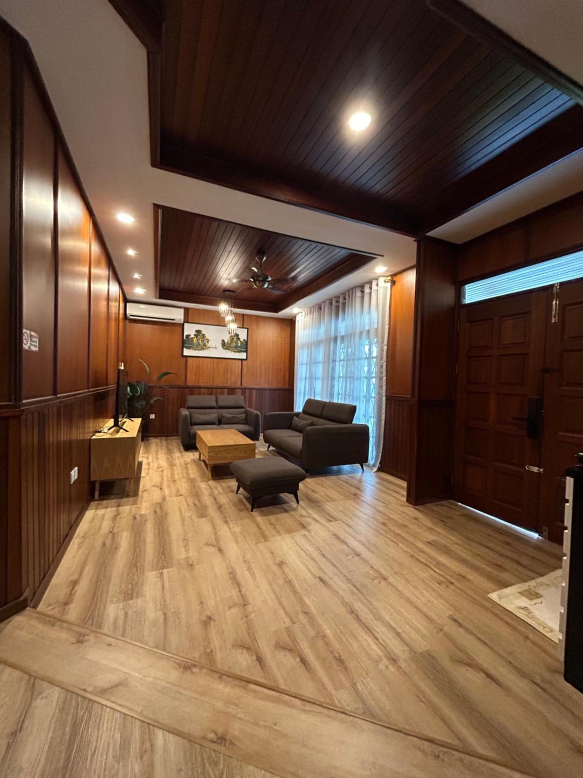 De Wooden Bungalow - Stutong Kuching