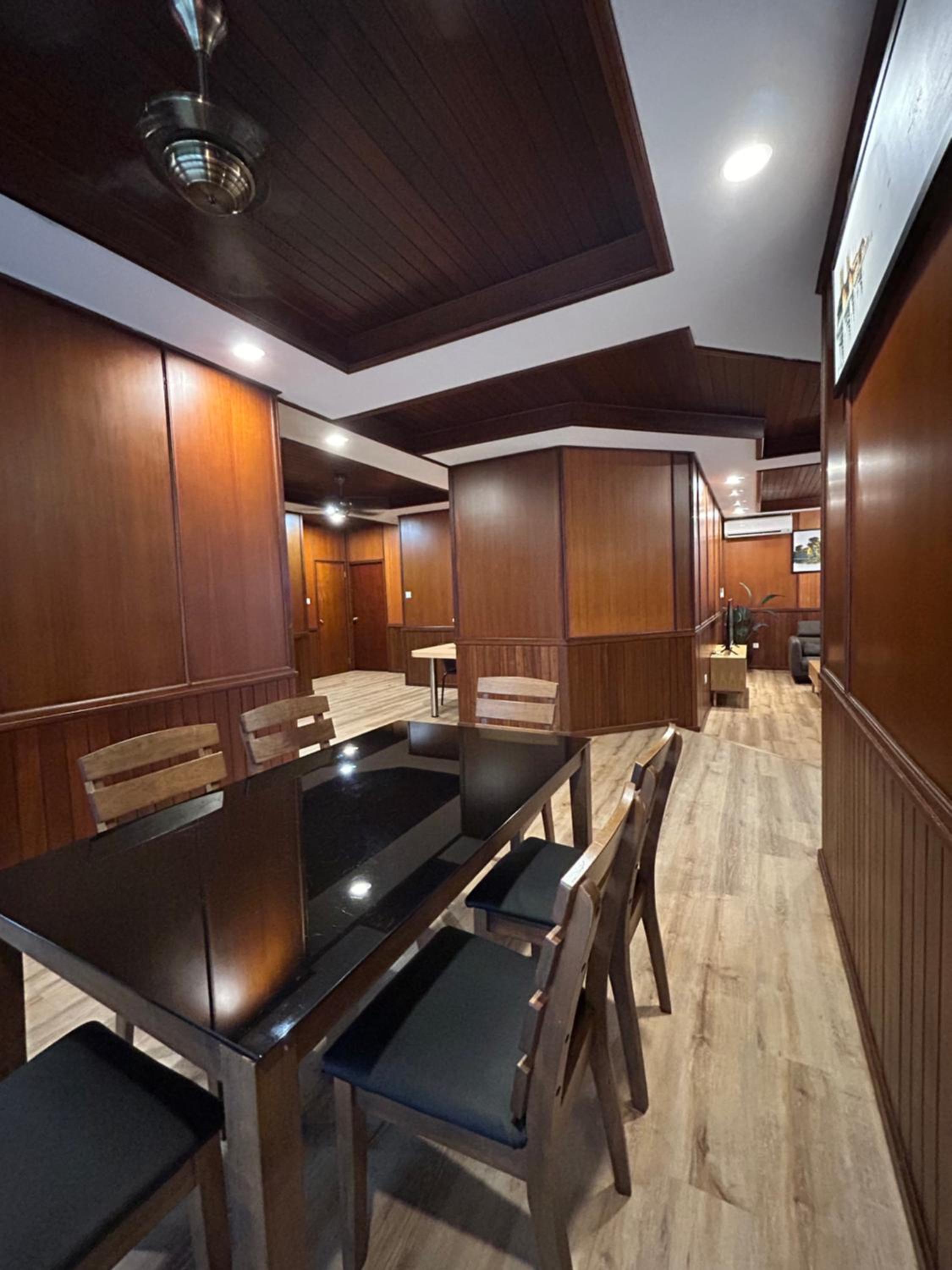 De Wooden Bungalow - Stutong Kuching