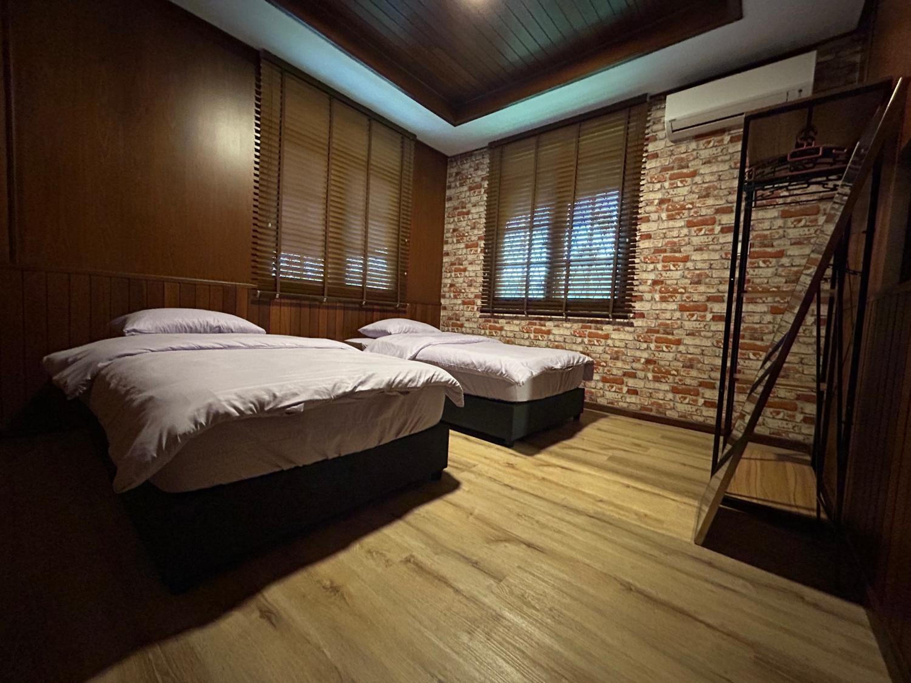 De Wooden Bungalow - Stutong Kuching