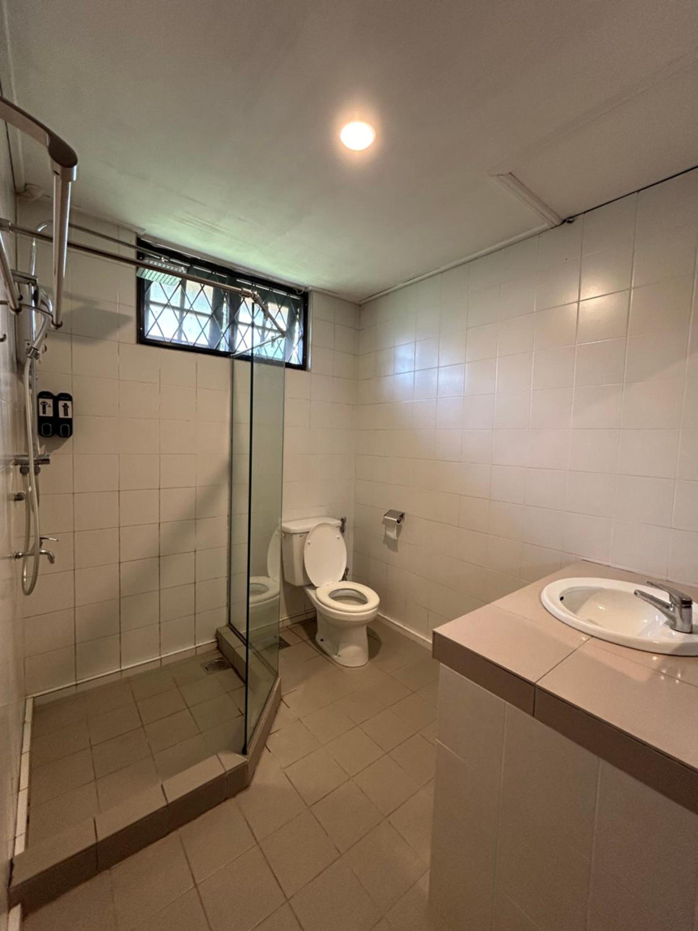 De Wooden Bungalow - Stutong Kuching