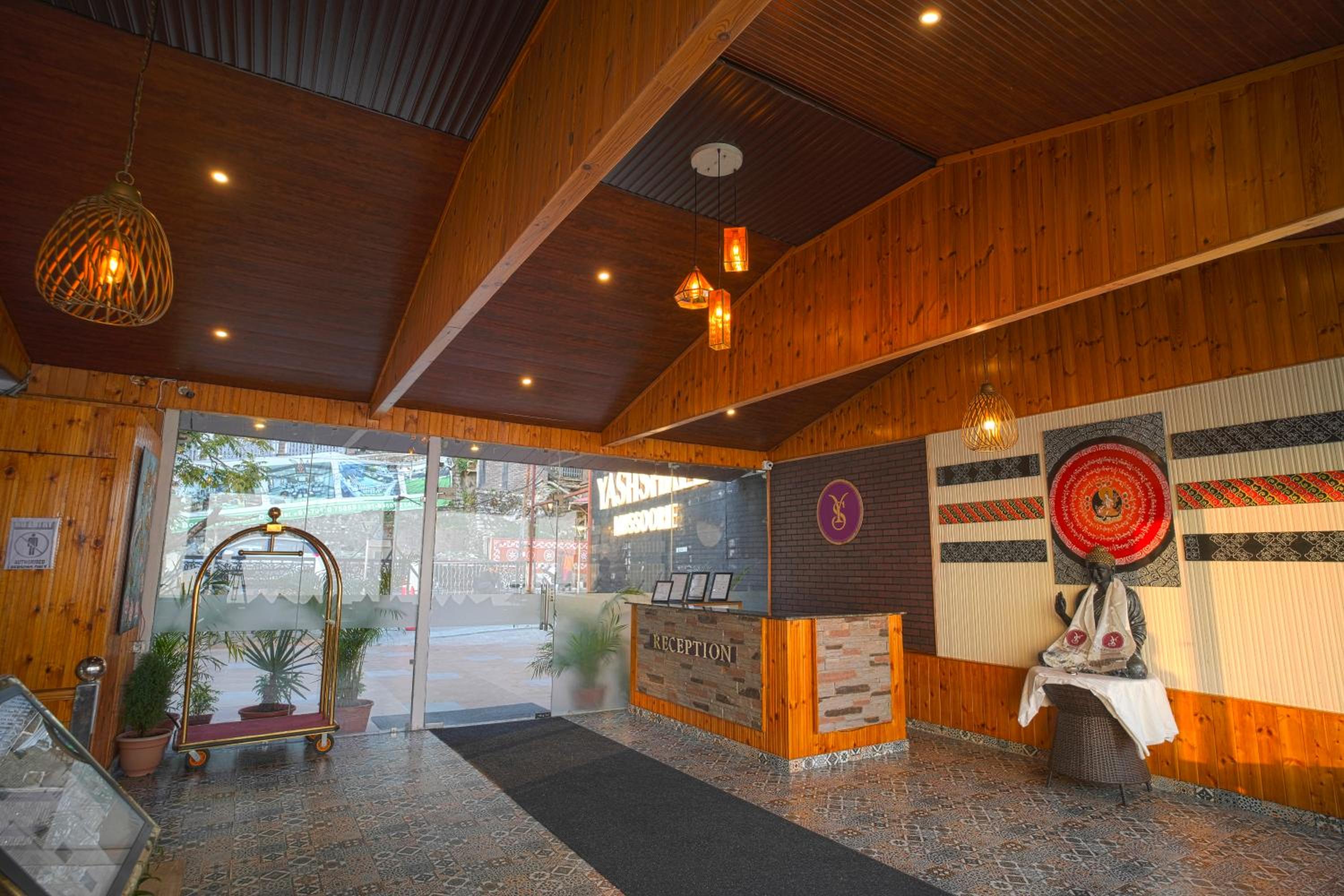 Yashshree Mussoorie Mall Road