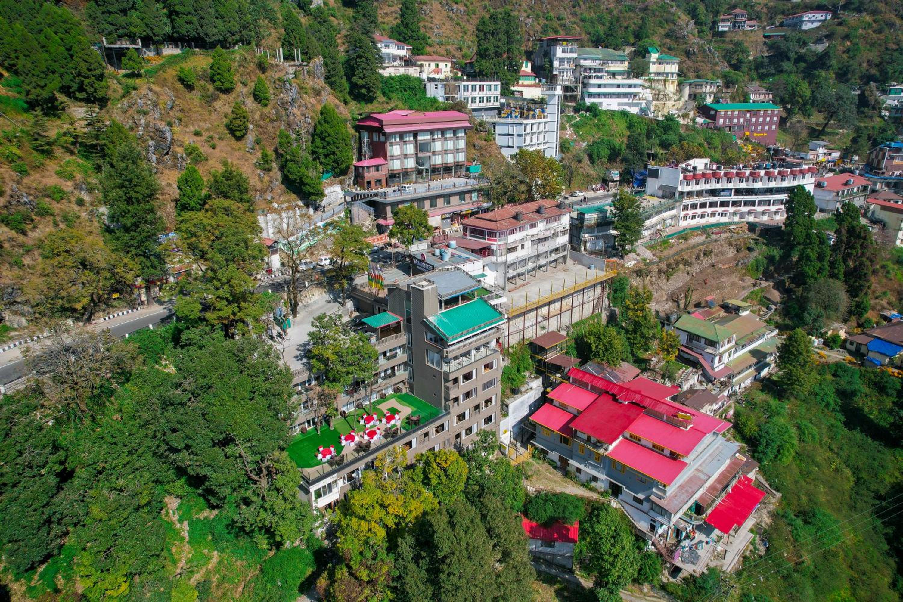 Yashshree Mussoorie Mall Road