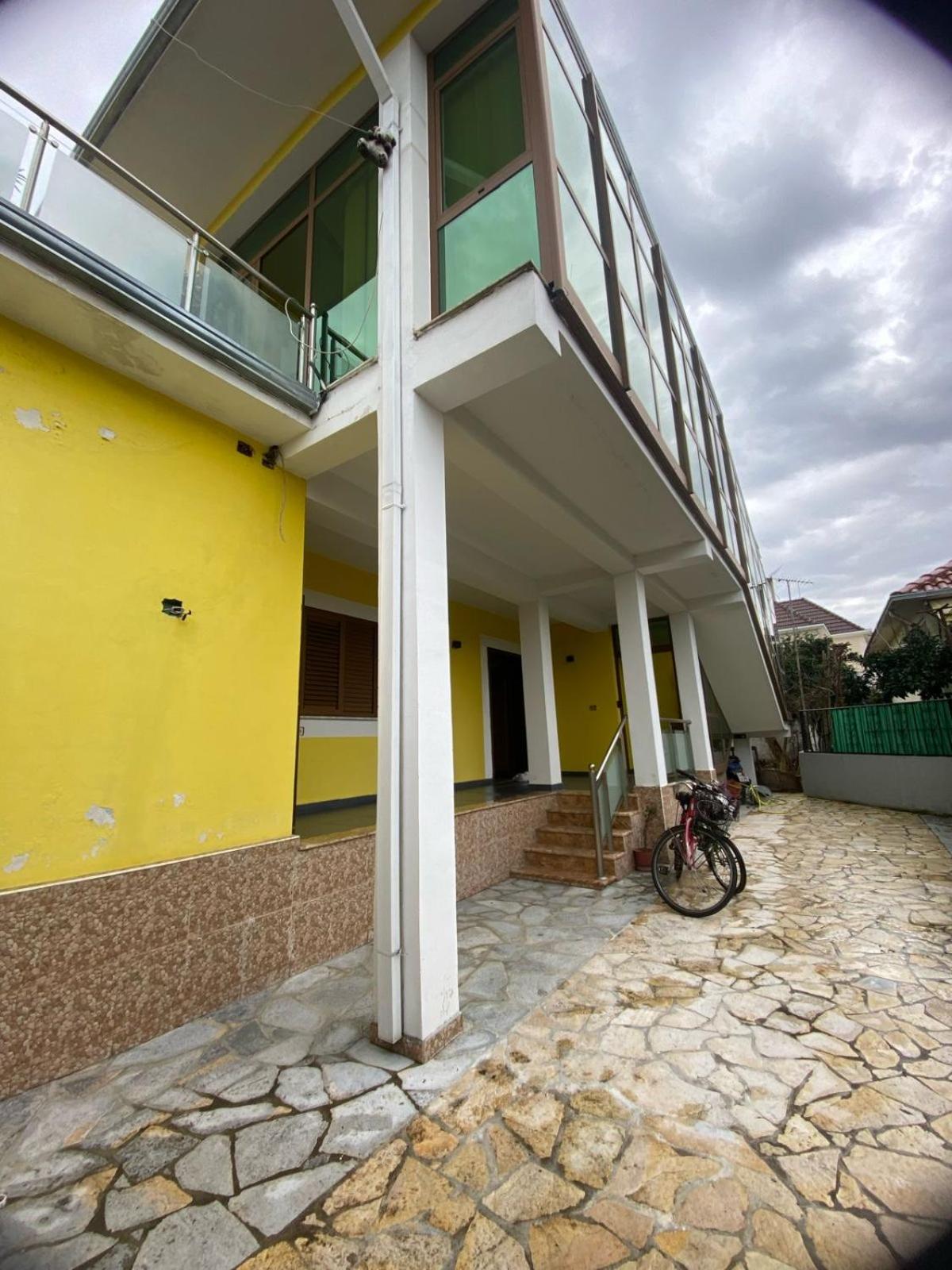 Tota apartments
