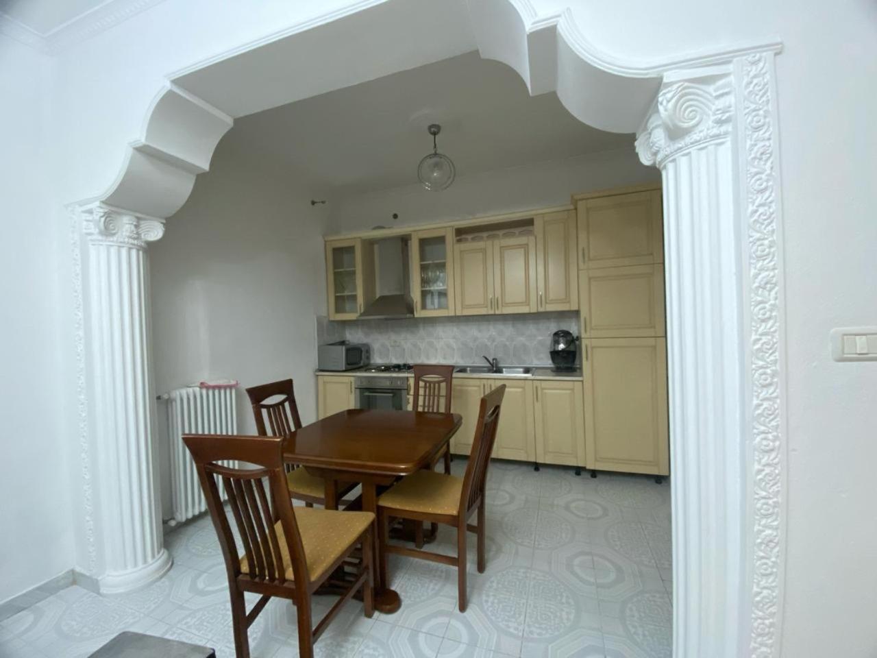 Tota apartments