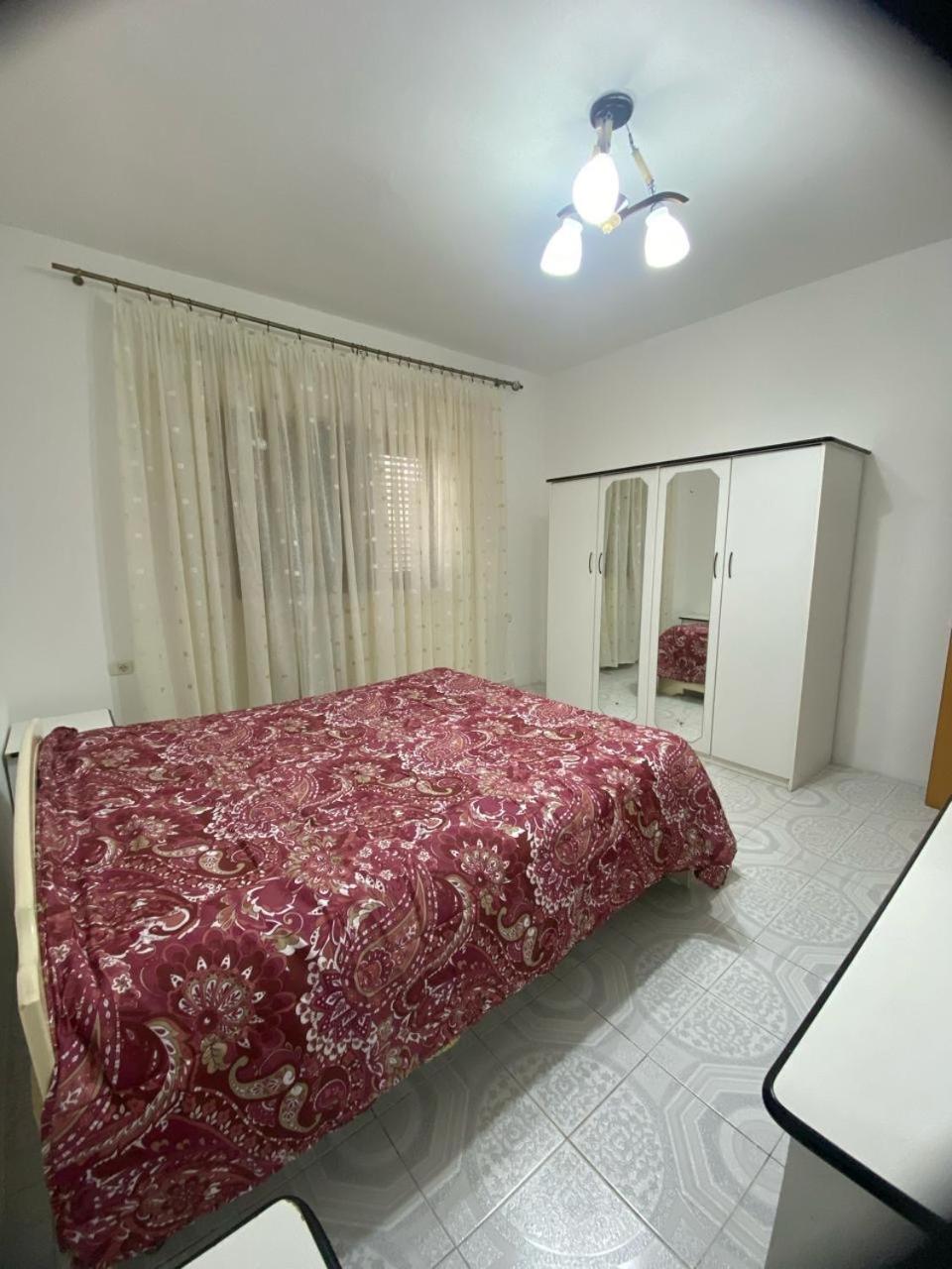 Tota apartments