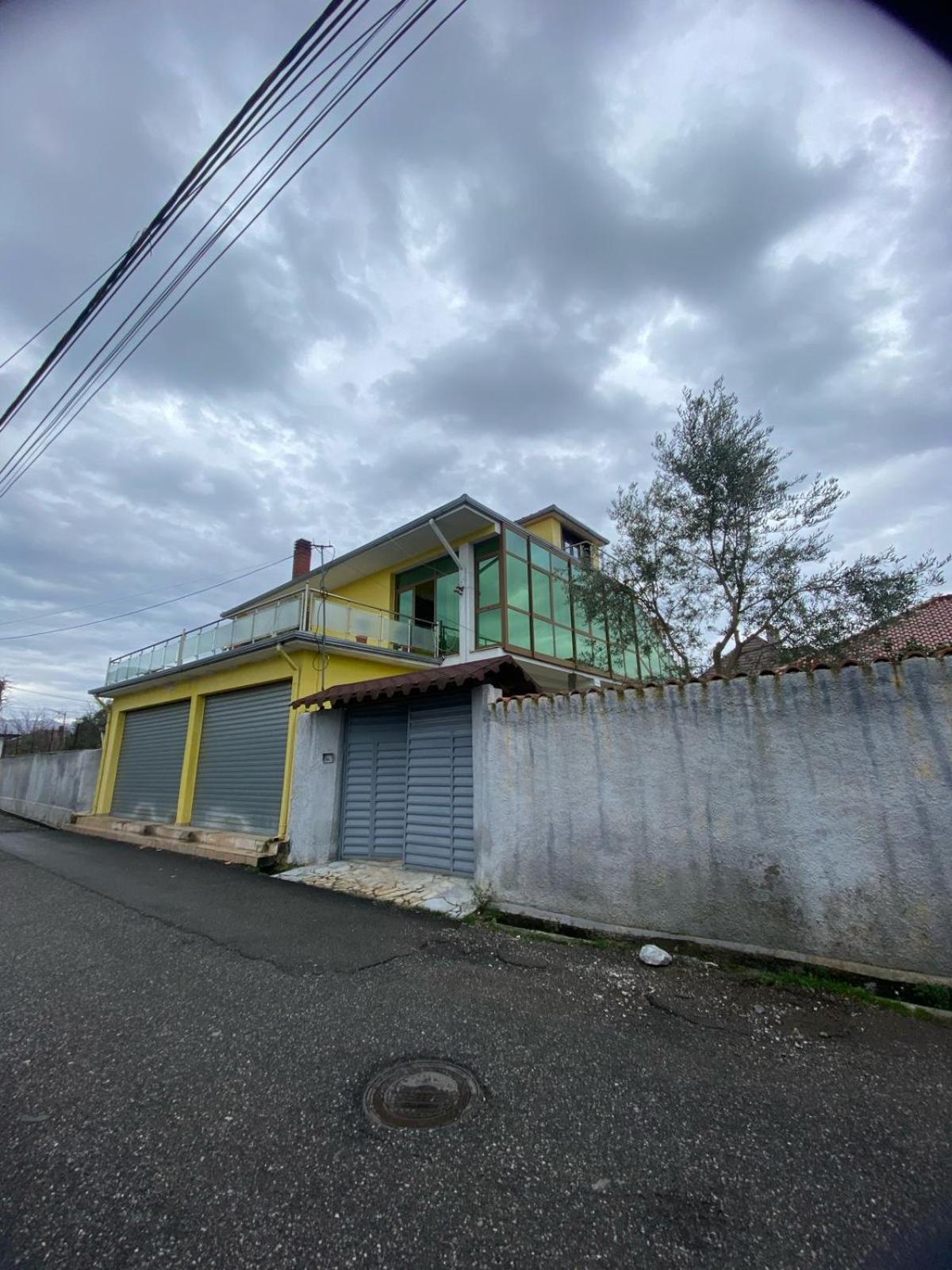 Tota apartments